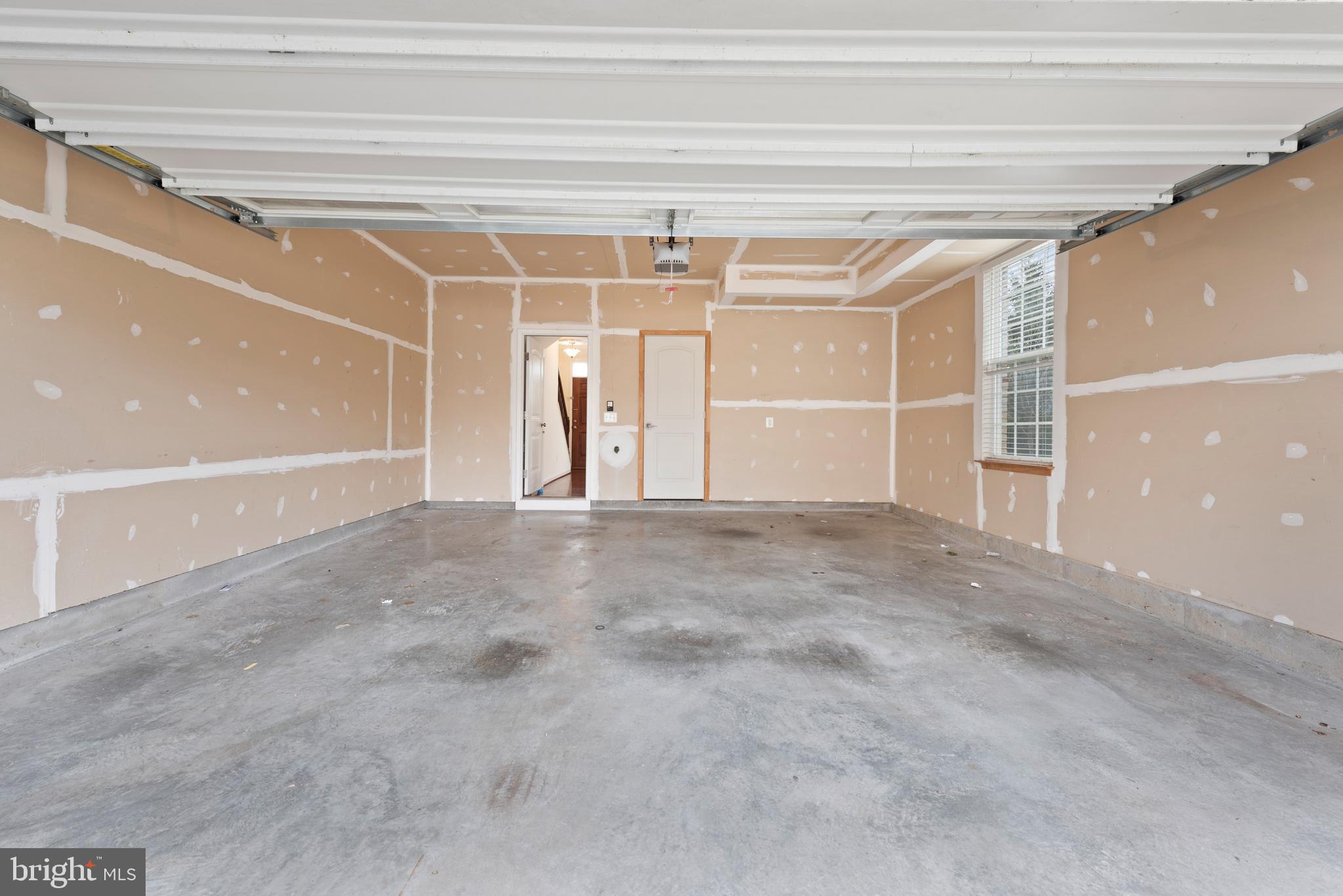 BRAMBLETON - Residential Lease