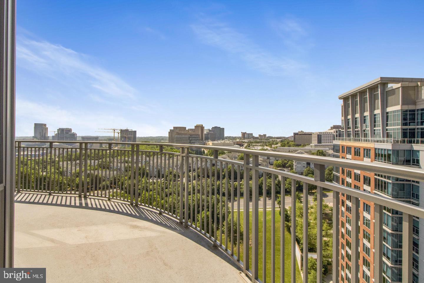 ONE PARK CREST CONDOMINIUM - Residential