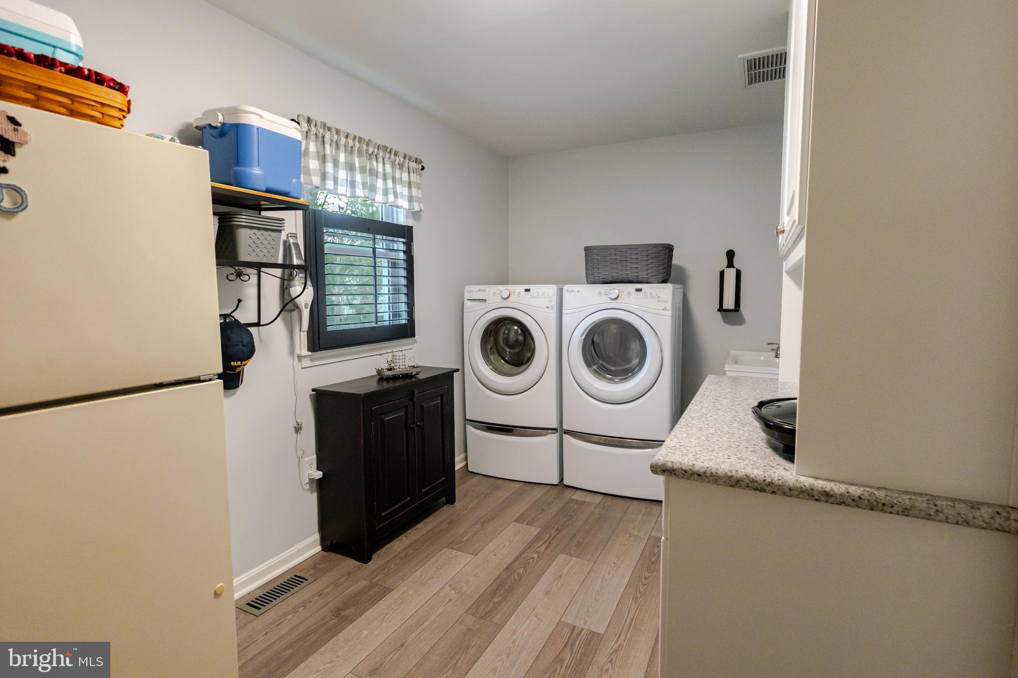 KENDALLWOOD EAST - Residential