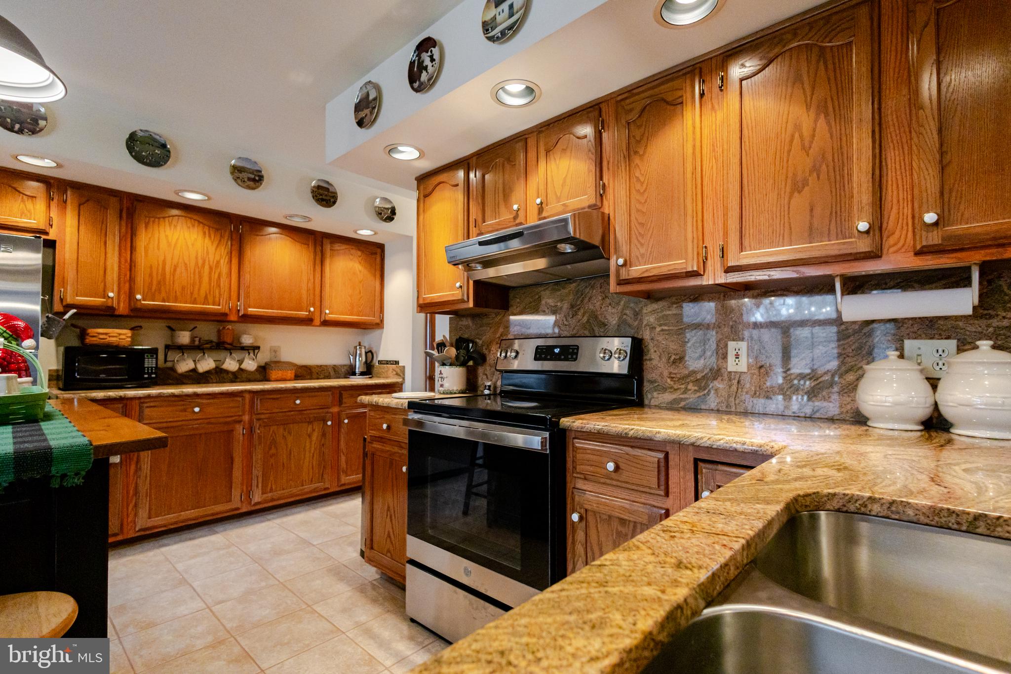 KENDALLWOOD EAST - Residential