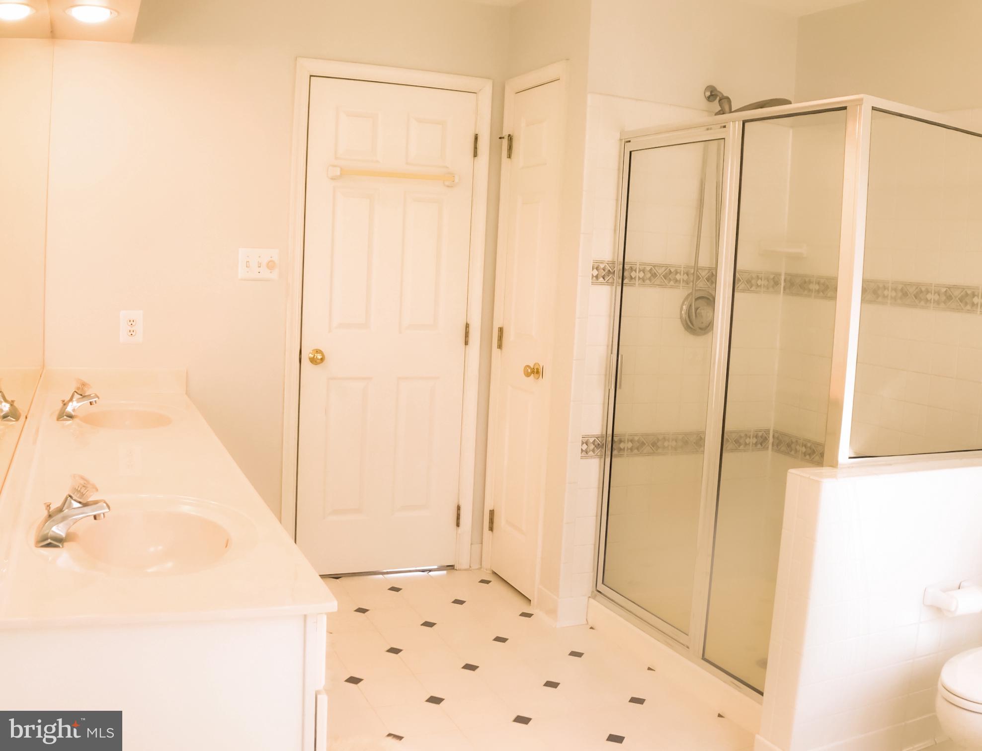 WOODBINE FOREST - Residential Lease