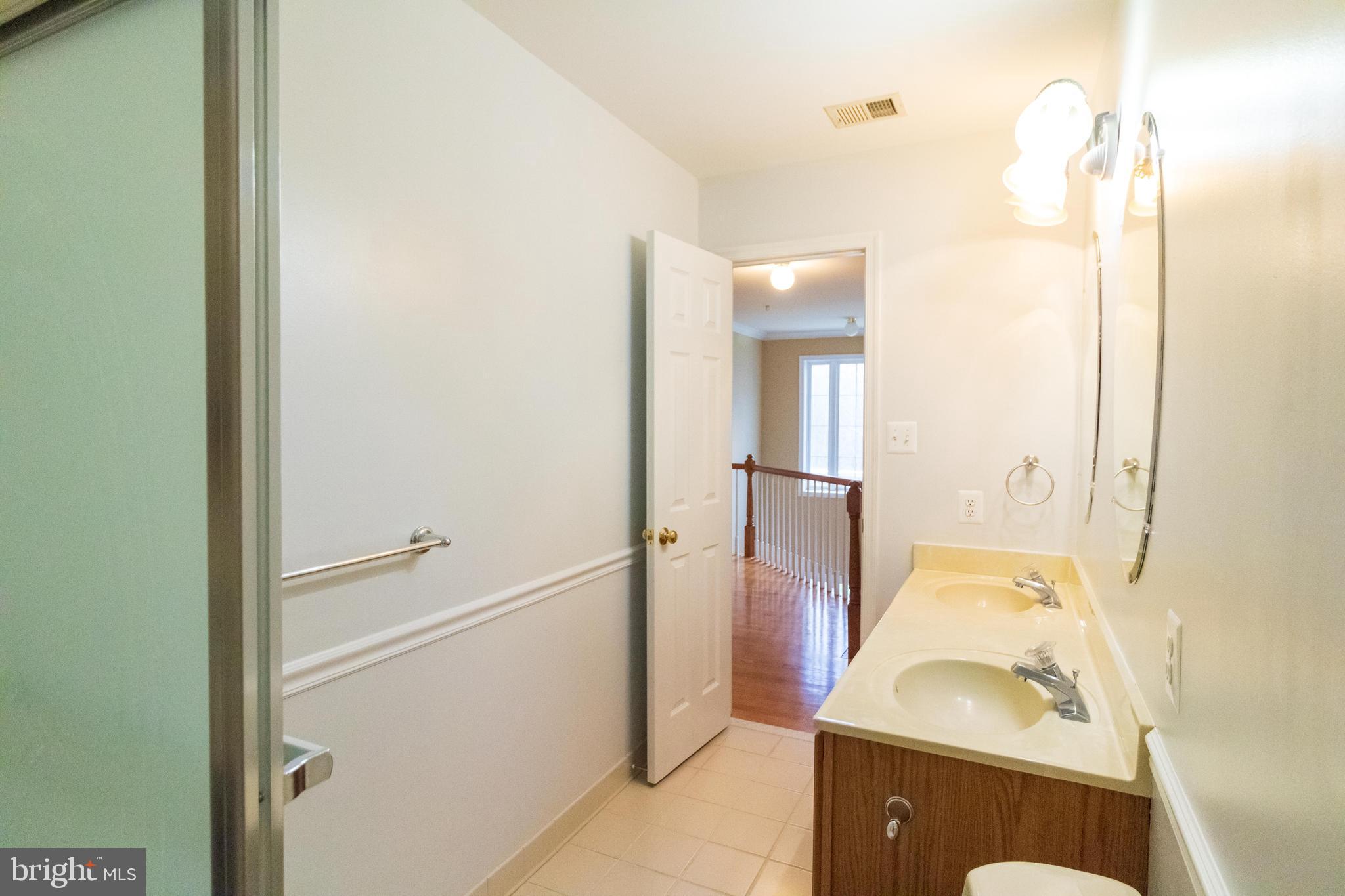 WOODBINE FOREST - Residential Lease