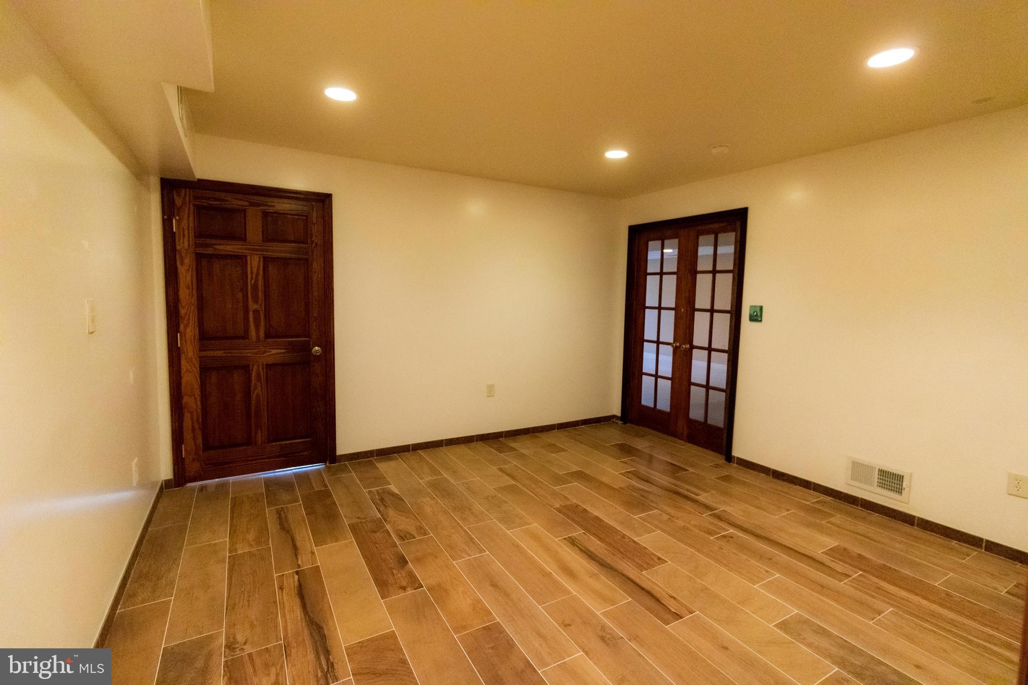 WOODBINE FOREST - Residential Lease