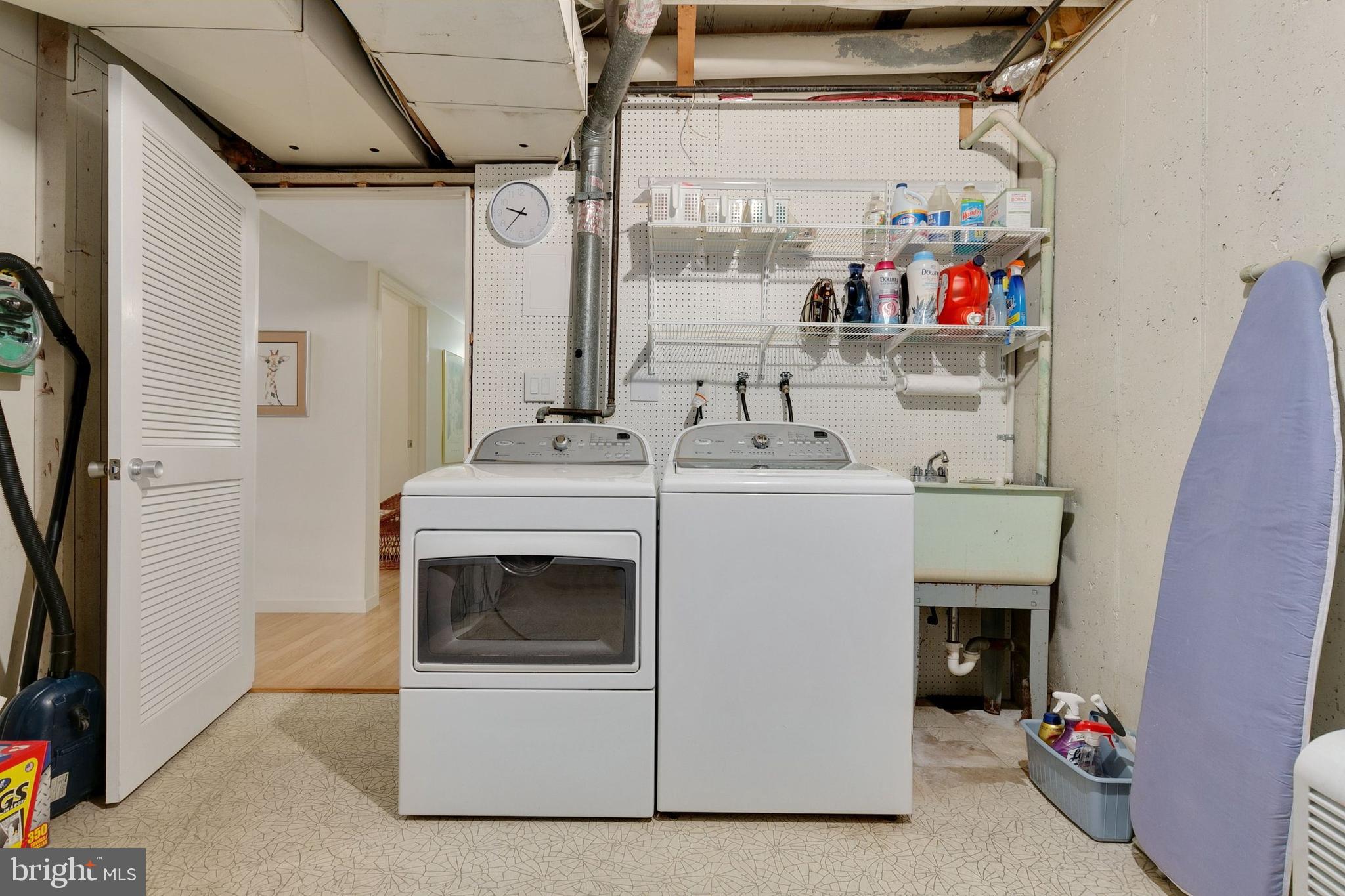 NEW MARK COMMONS - Residential