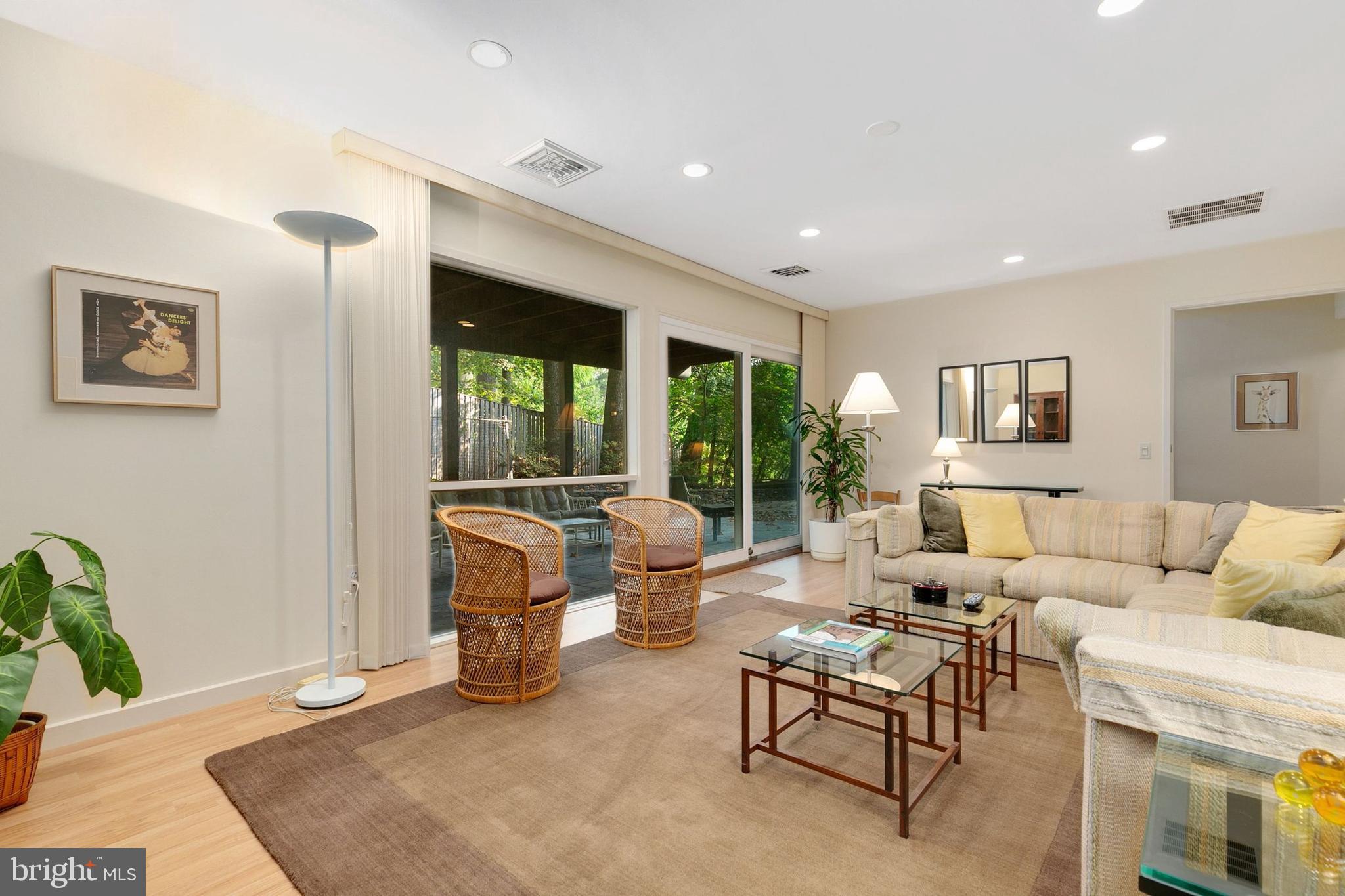 NEW MARK COMMONS - Residential