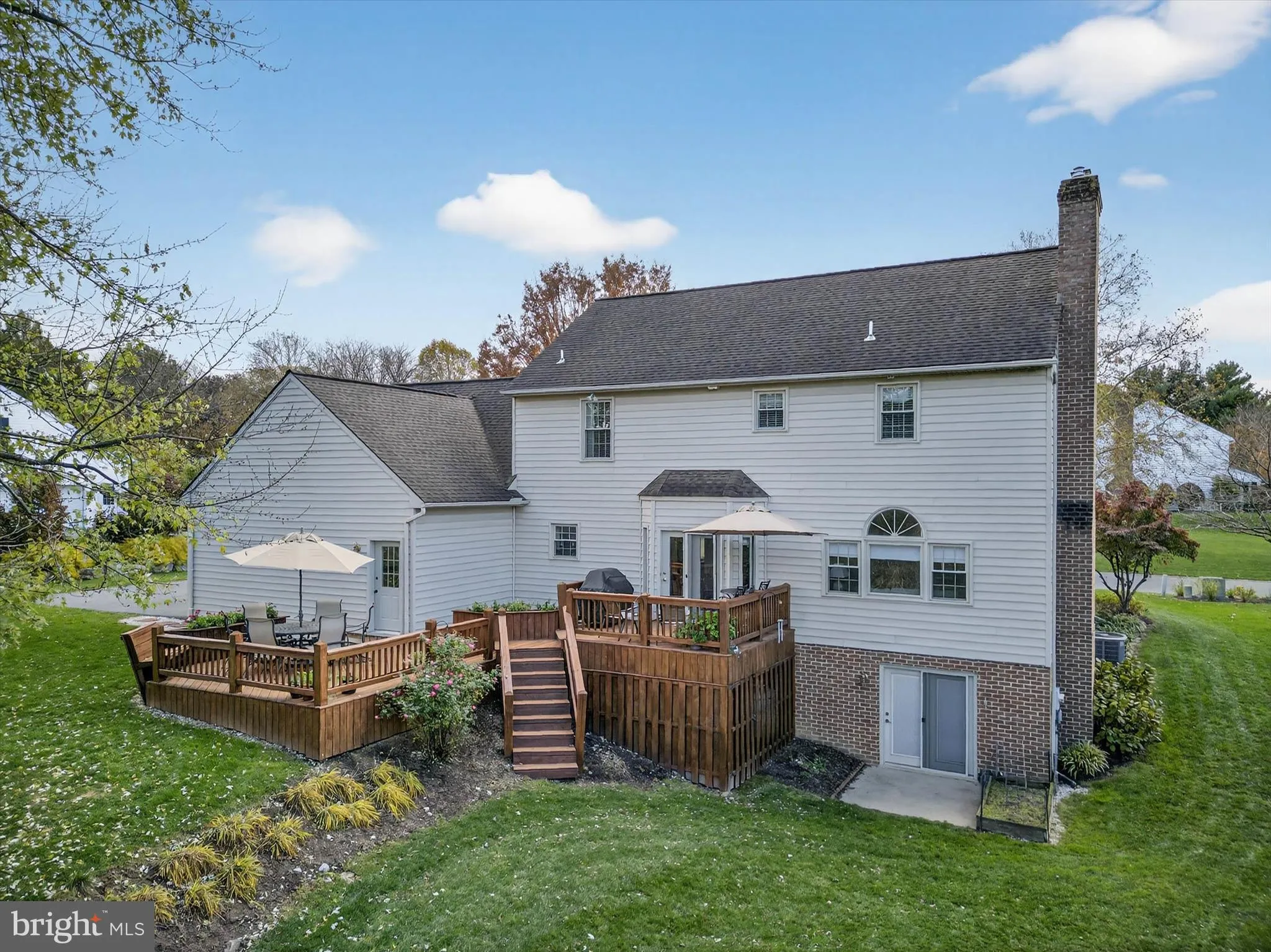 Lancaster, Pennsylvania 17601, United States, 4 Bedrooms Bedrooms, ,3 BathroomsBathrooms,Residential,Coming Soon,239637