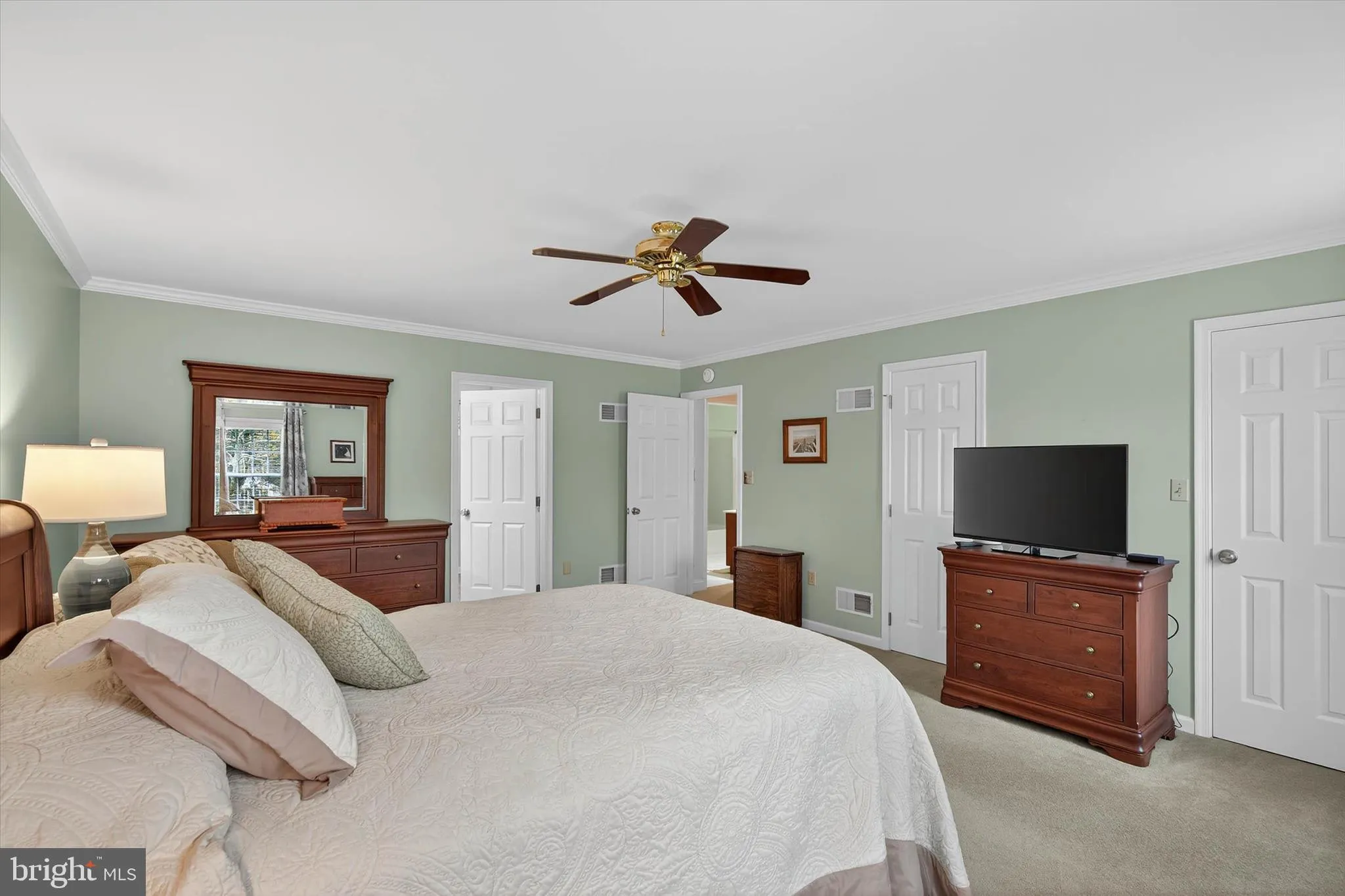 Lancaster, Pennsylvania 17601, United States, 4 Bedrooms Bedrooms, ,3 BathroomsBathrooms,Residential,Coming Soon,239637