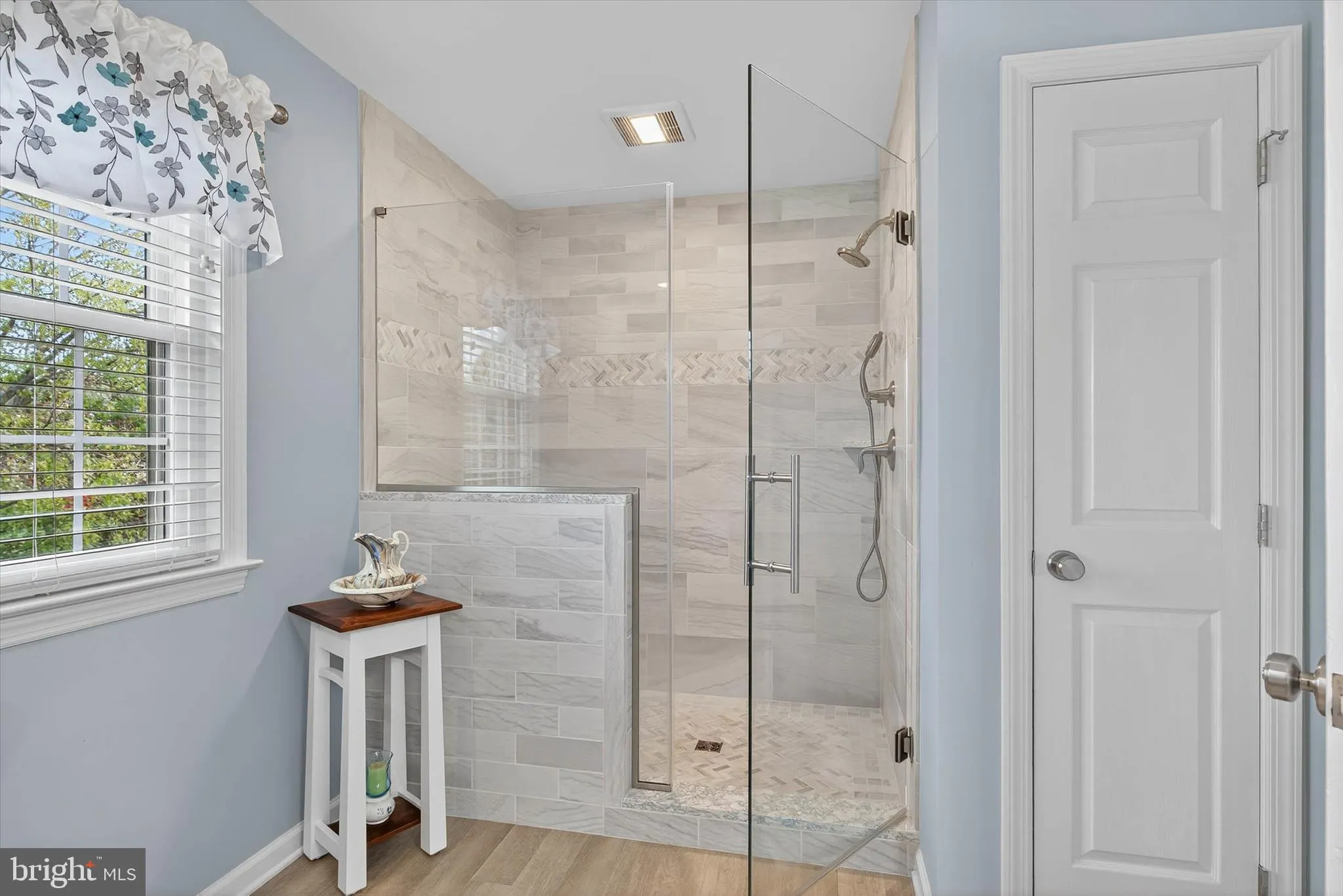 Lancaster, Pennsylvania 17601, United States, 4 Bedrooms Bedrooms, ,3 BathroomsBathrooms,Residential,Coming Soon,239637