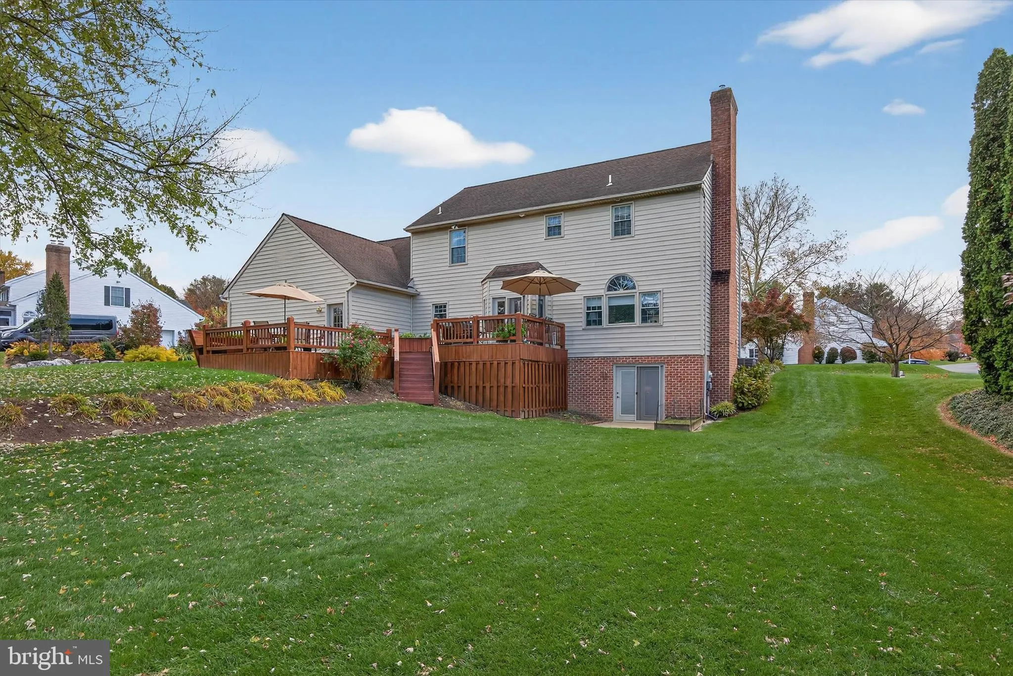 Lancaster, Pennsylvania 17601, United States, 4 Bedrooms Bedrooms, ,3 BathroomsBathrooms,Residential,Coming Soon,239637