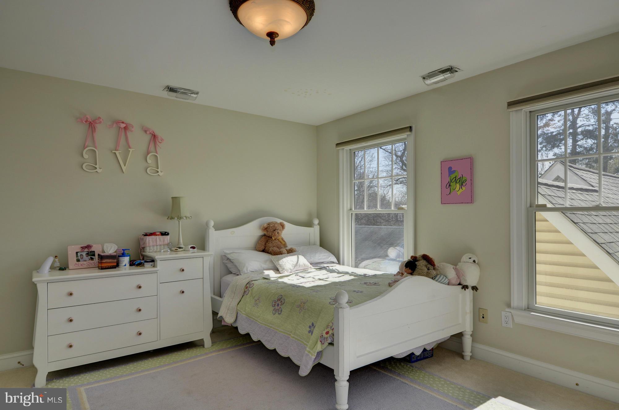 BRADLEY HILLS - Residential