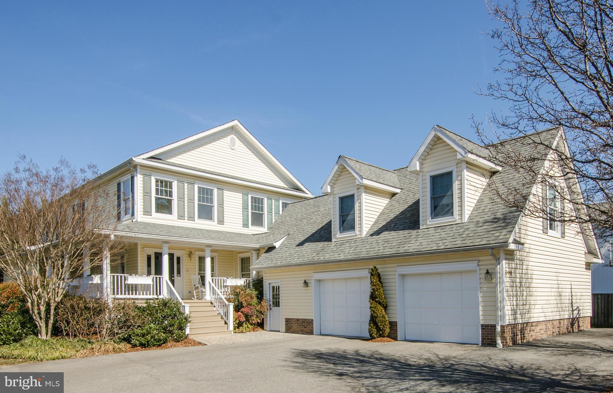 BRADLEY HILLS - Residential