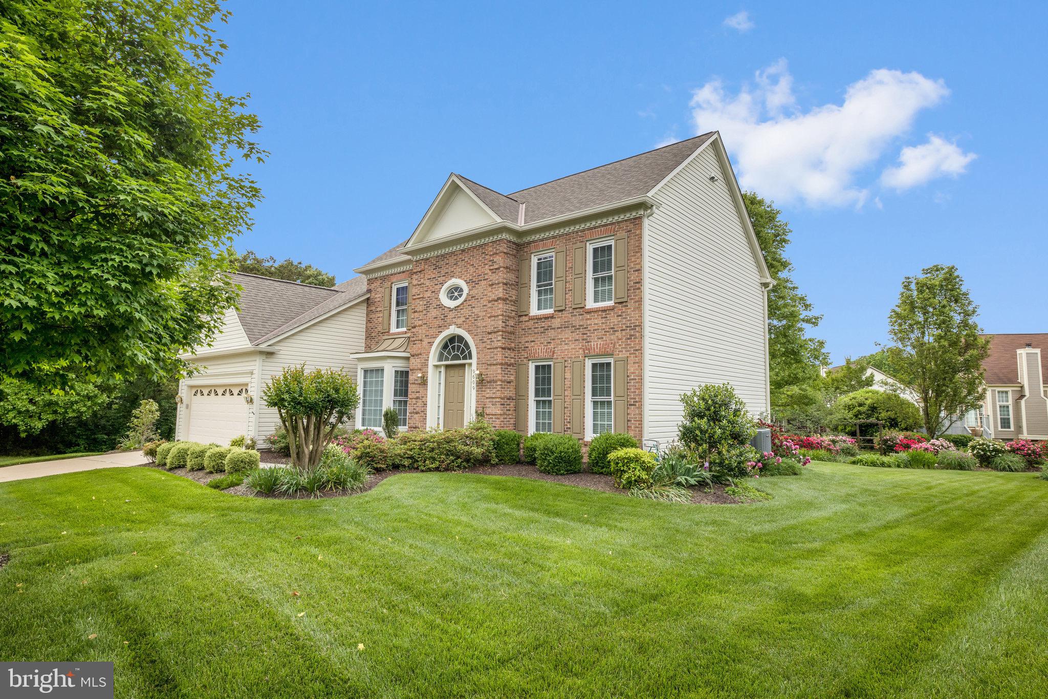 CROSSPOINTE - Residential