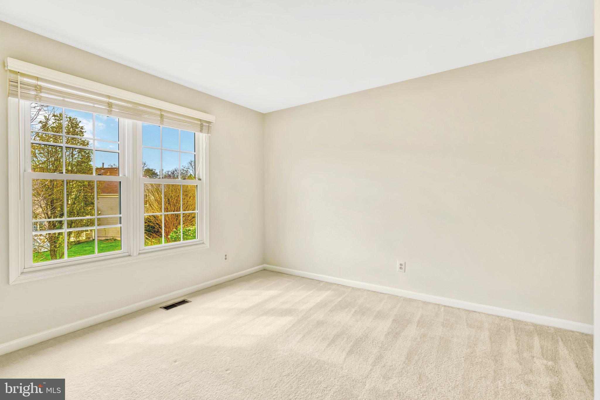 CROSSPOINTE - Residential