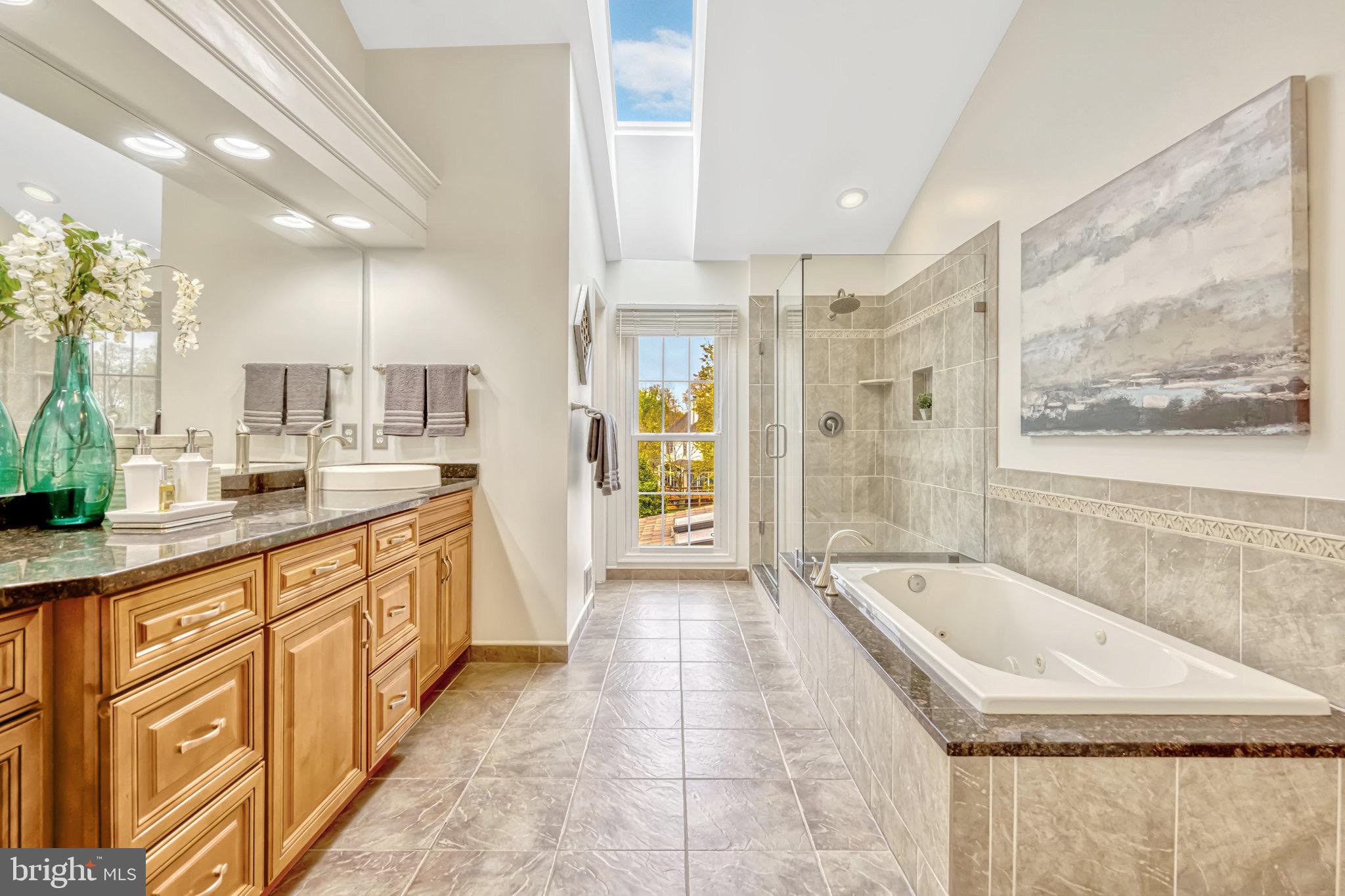 CROSSPOINTE - Residential