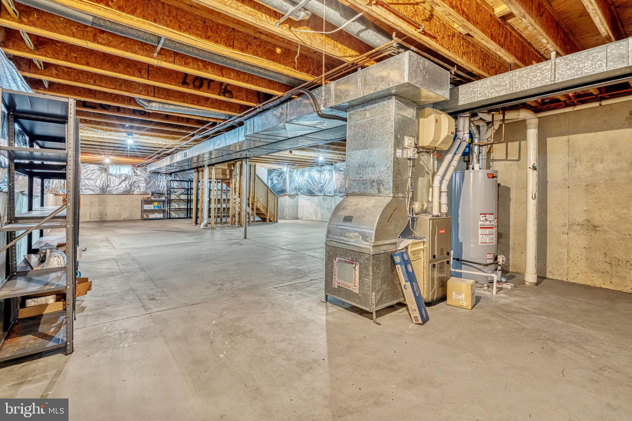 CROSSPOINTE - Residential