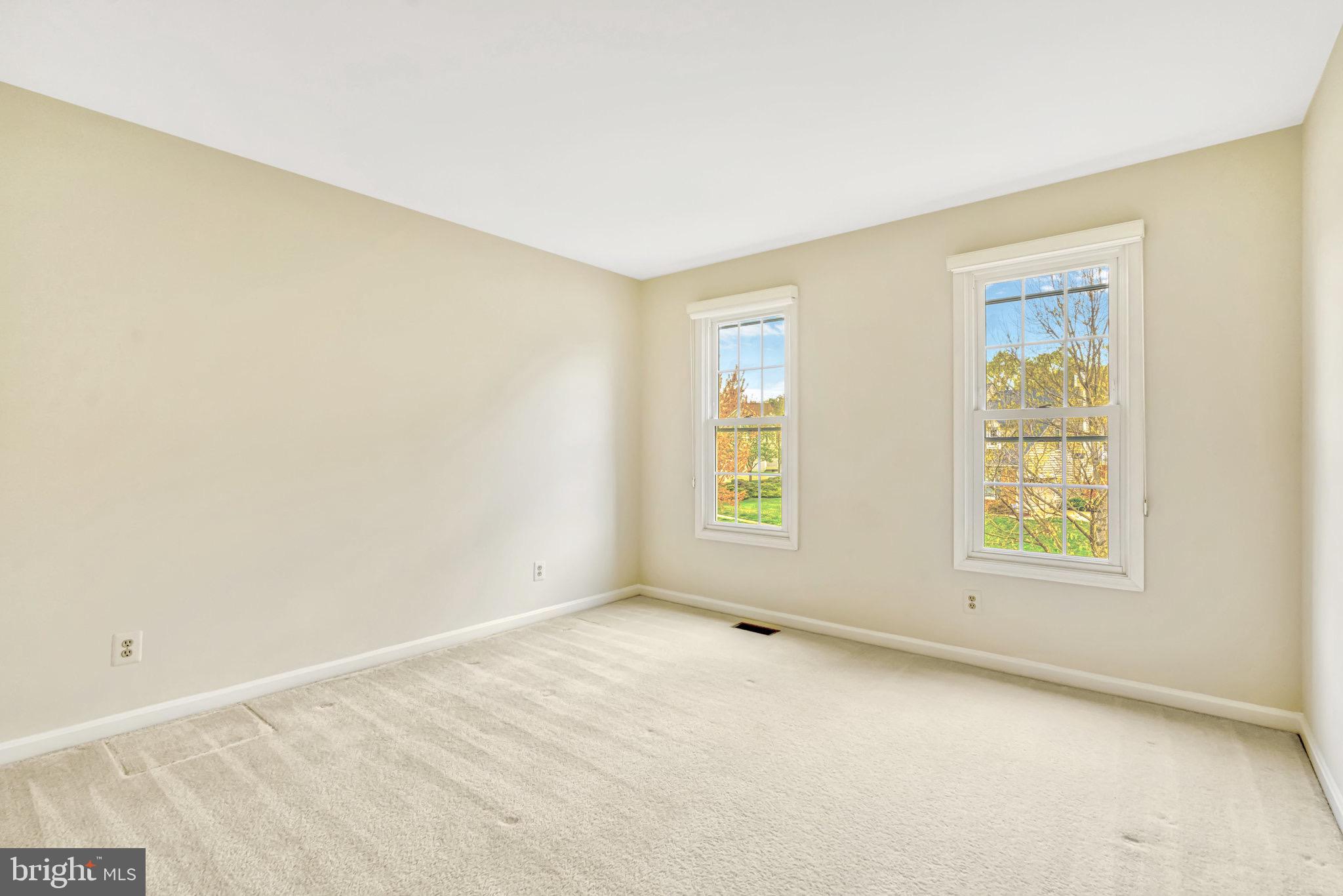 CROSSPOINTE - Residential