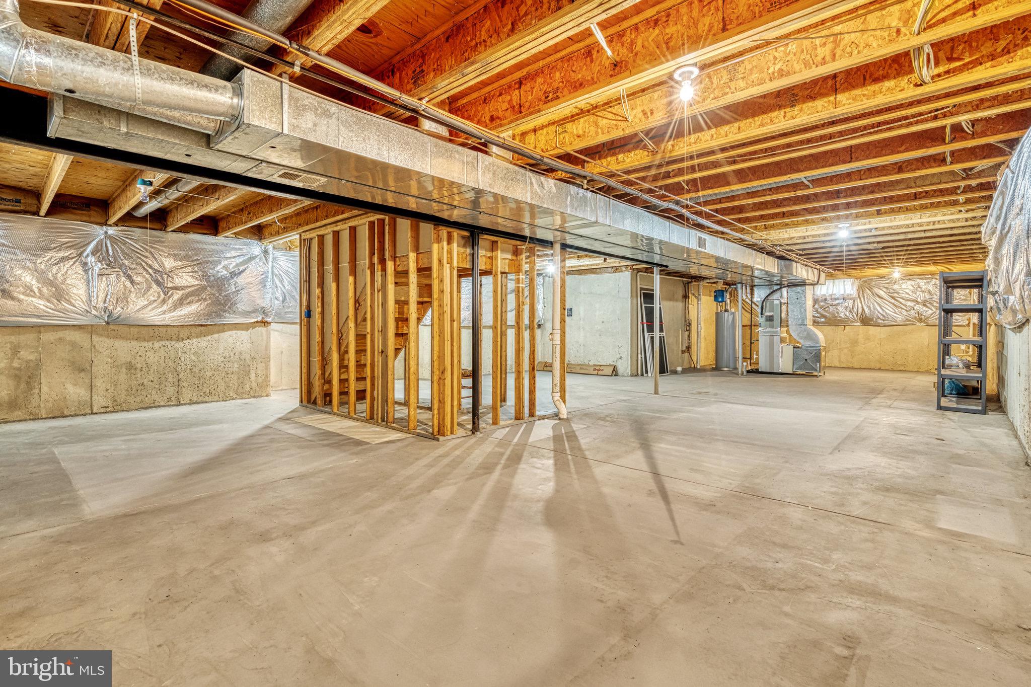 CROSSPOINTE - Residential