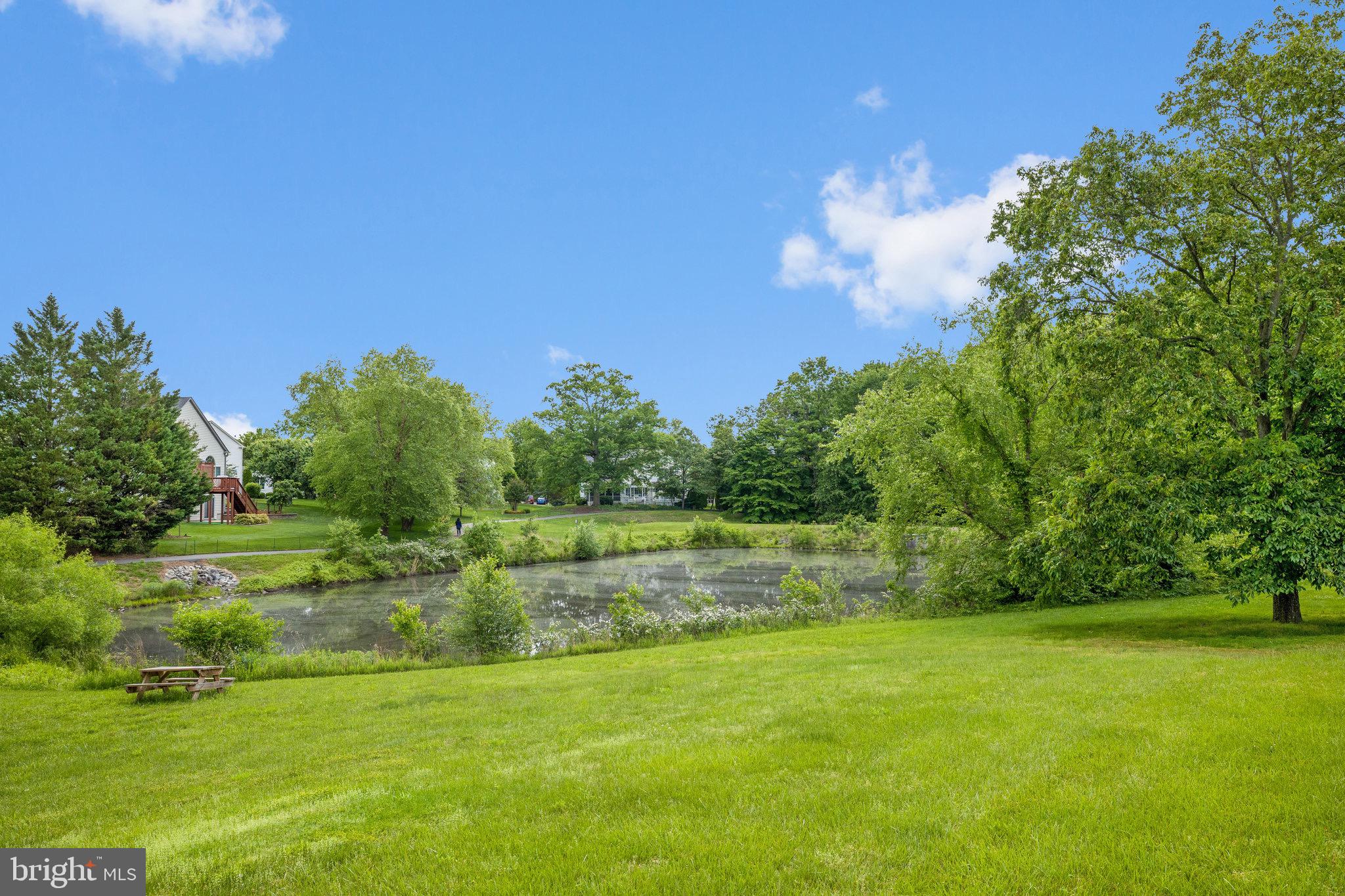 CROSSPOINTE - Residential