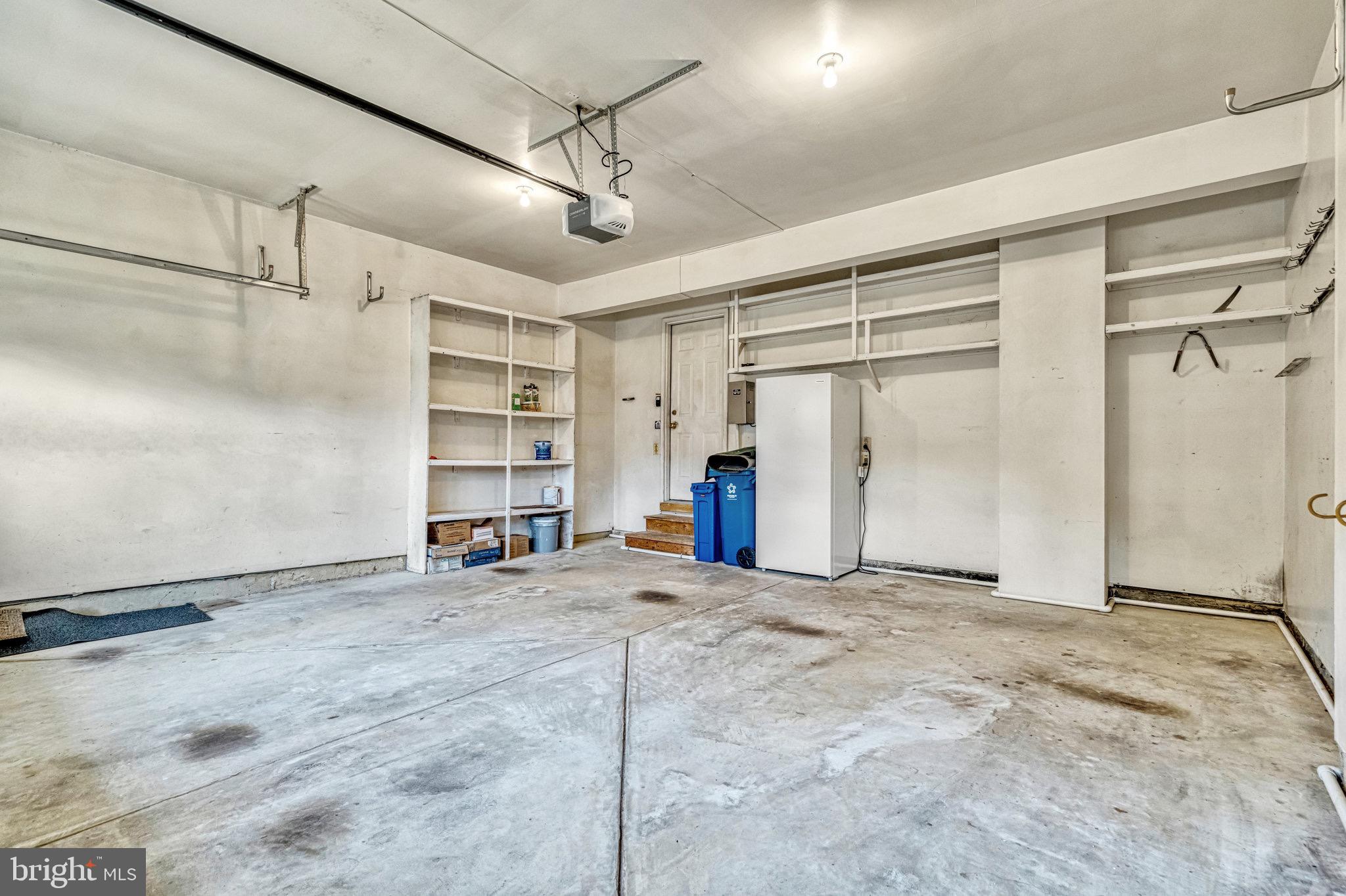 CROSSPOINTE - Residential