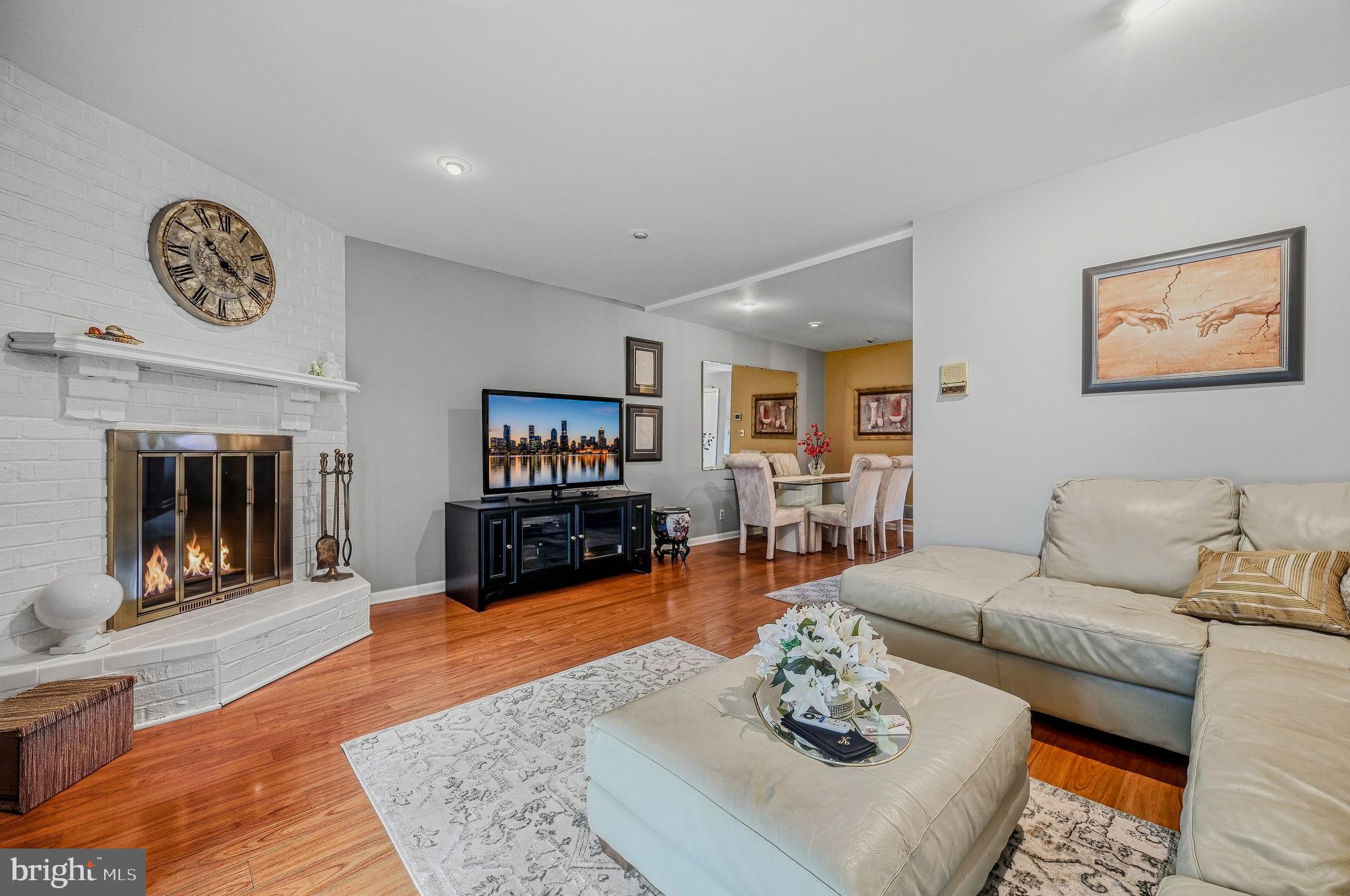 15 SERVAN COURT