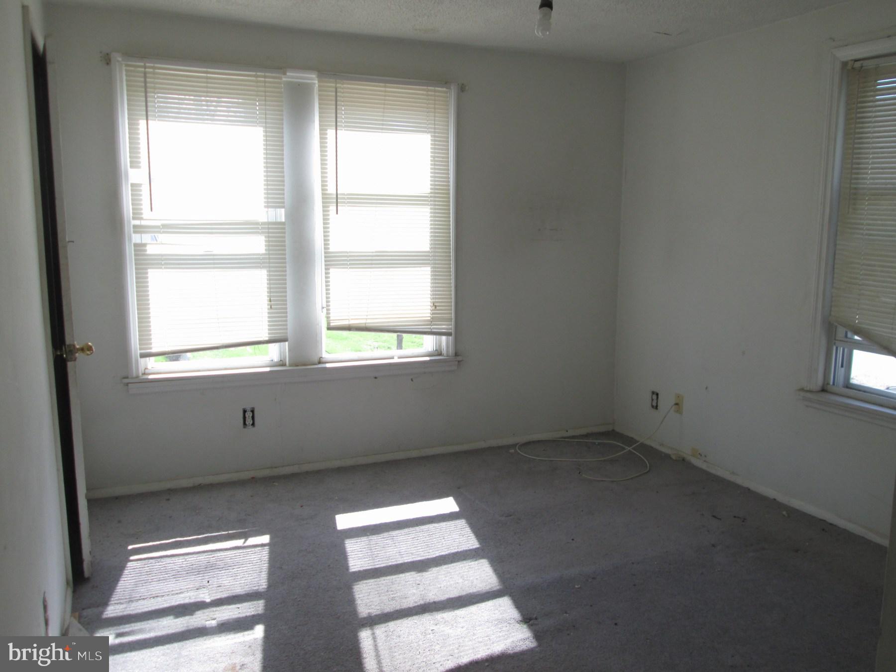 LINWOOD - Residential