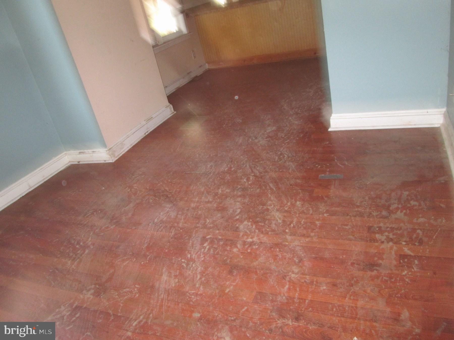 LINWOOD - Residential