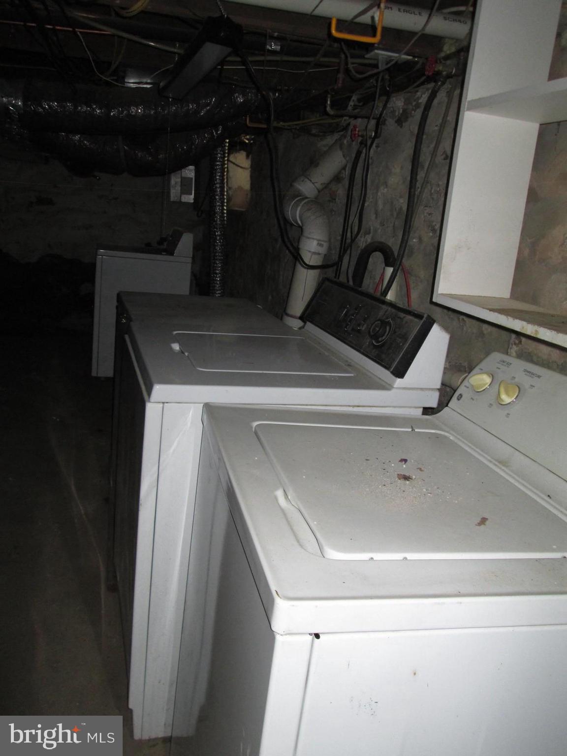 LINWOOD - Residential