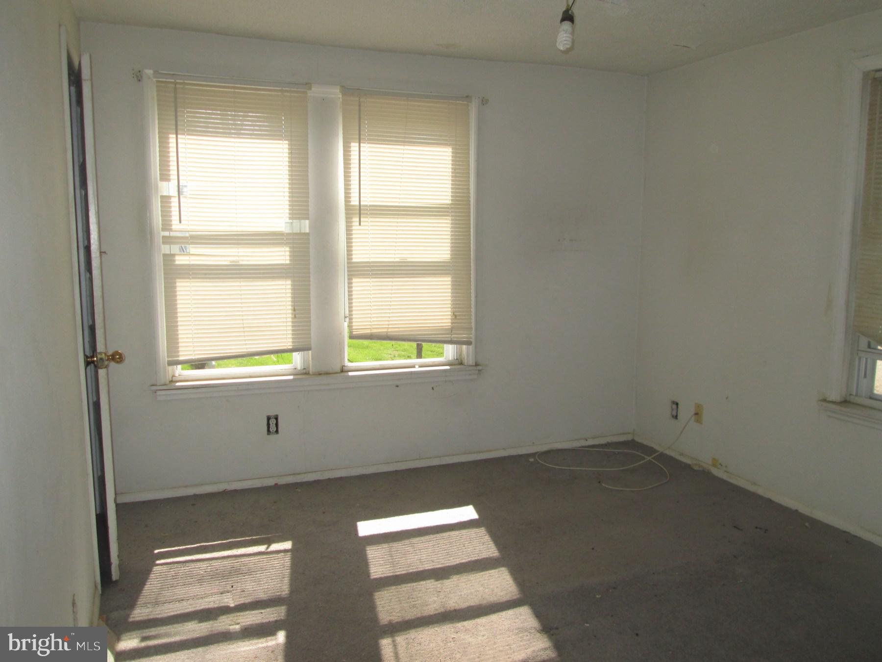 LINWOOD - Residential