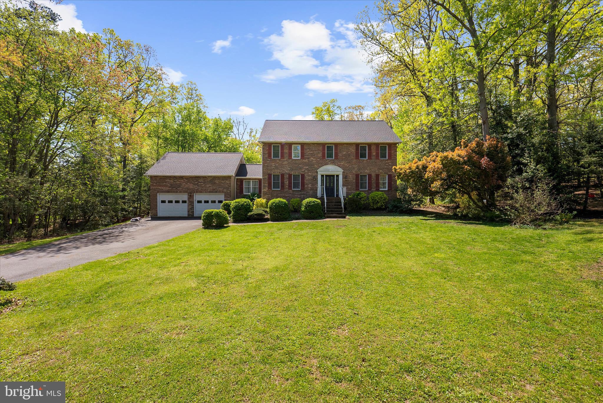 OAKS OF SEVERNA PARK - Residential