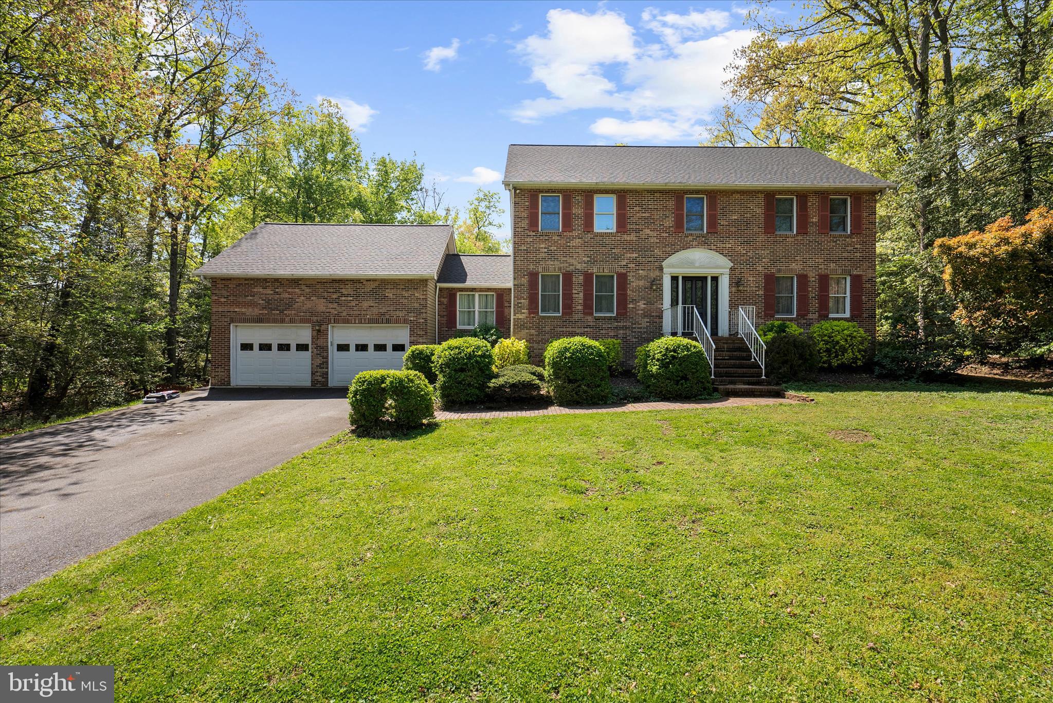 OAKS OF SEVERNA PARK - Residential