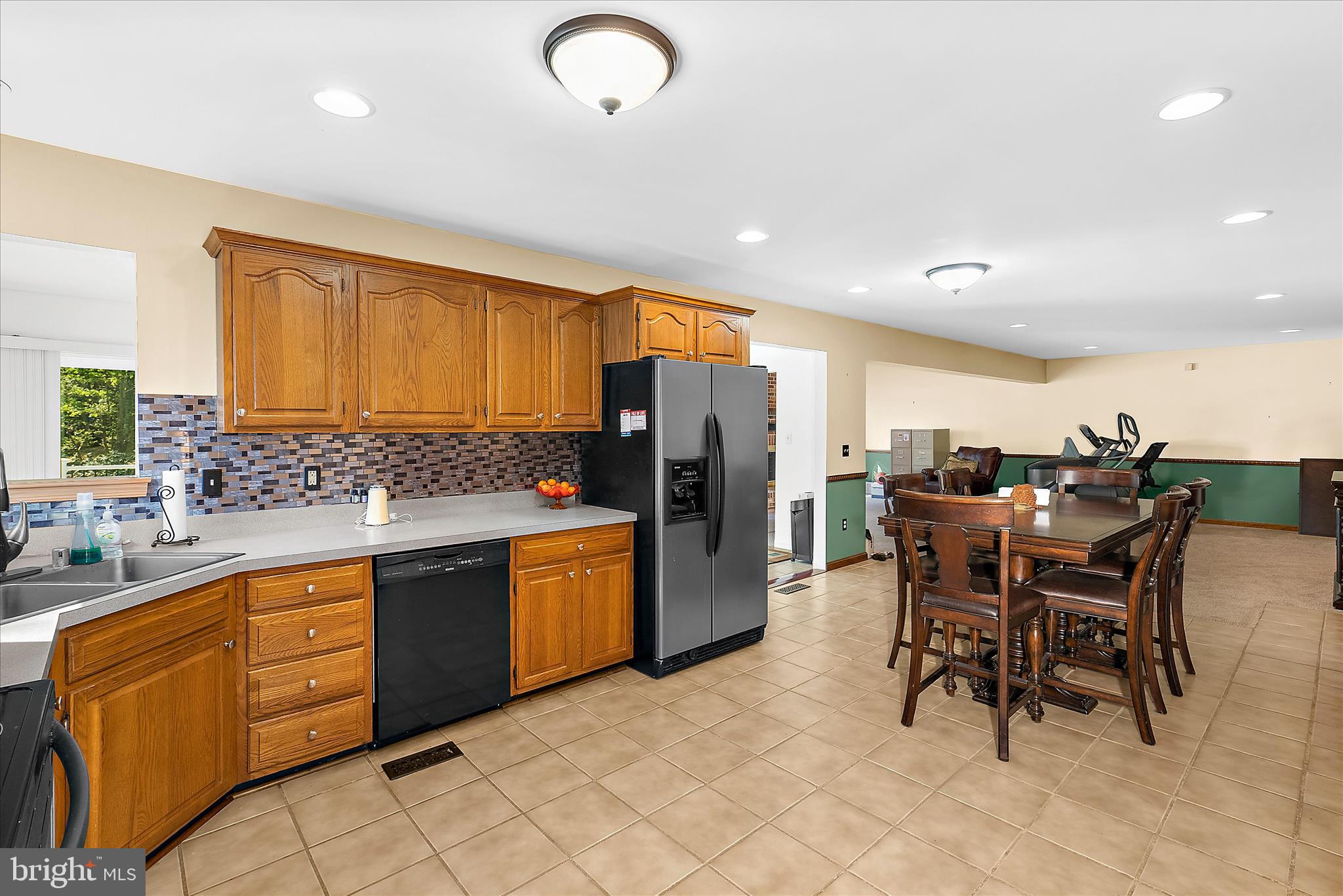 OAKS OF SEVERNA PARK - Residential