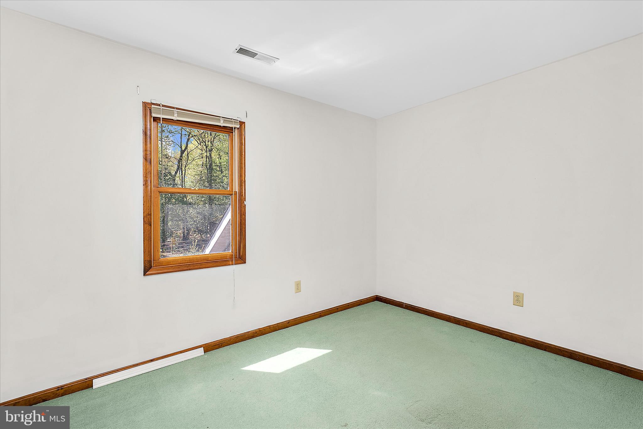 OAKS OF SEVERNA PARK - Residential