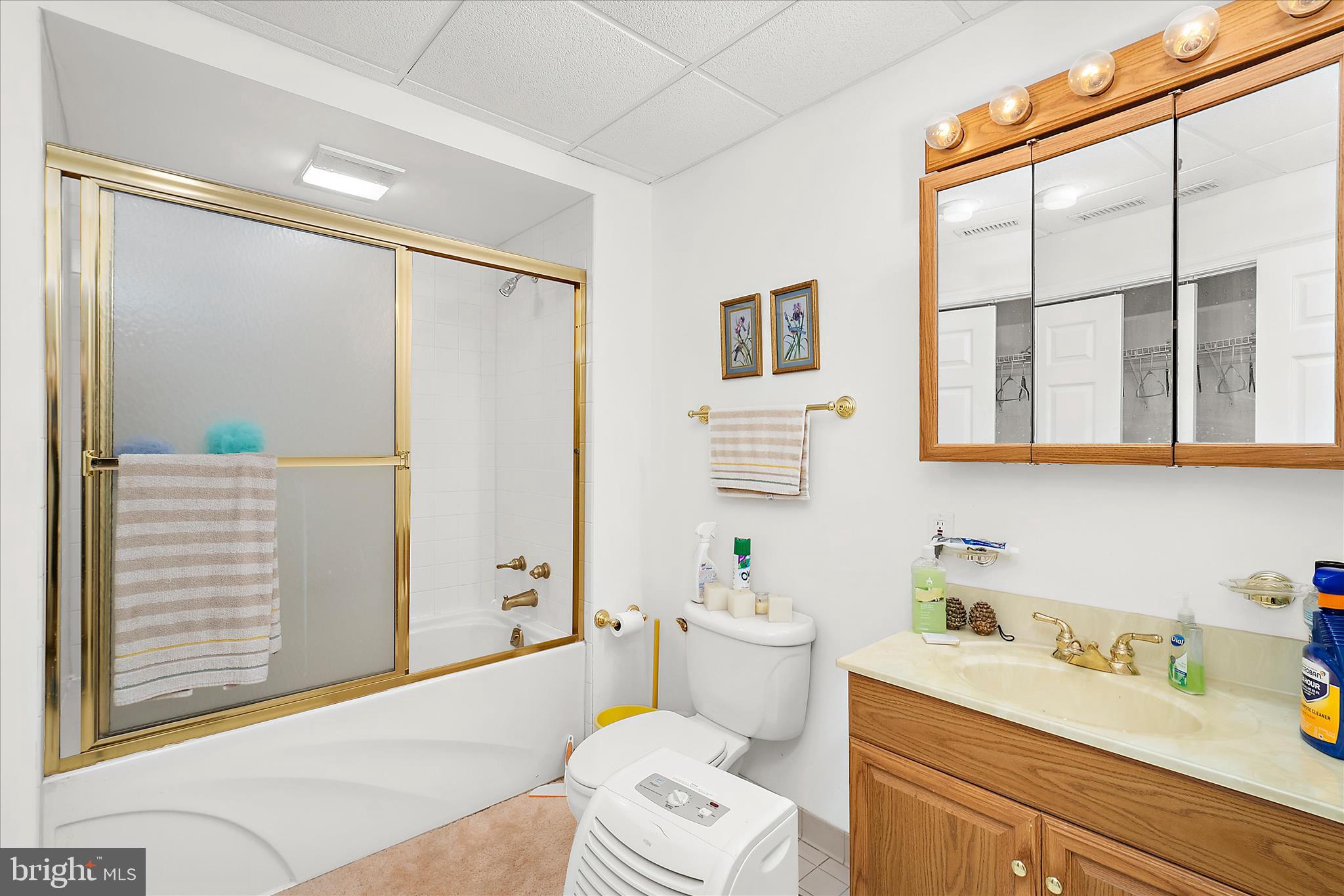 OAKS OF SEVERNA PARK - Residential