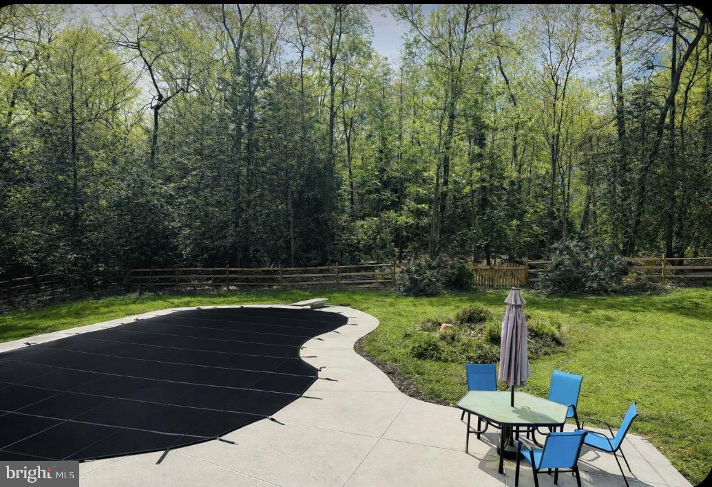 OAKS OF SEVERNA PARK - Residential