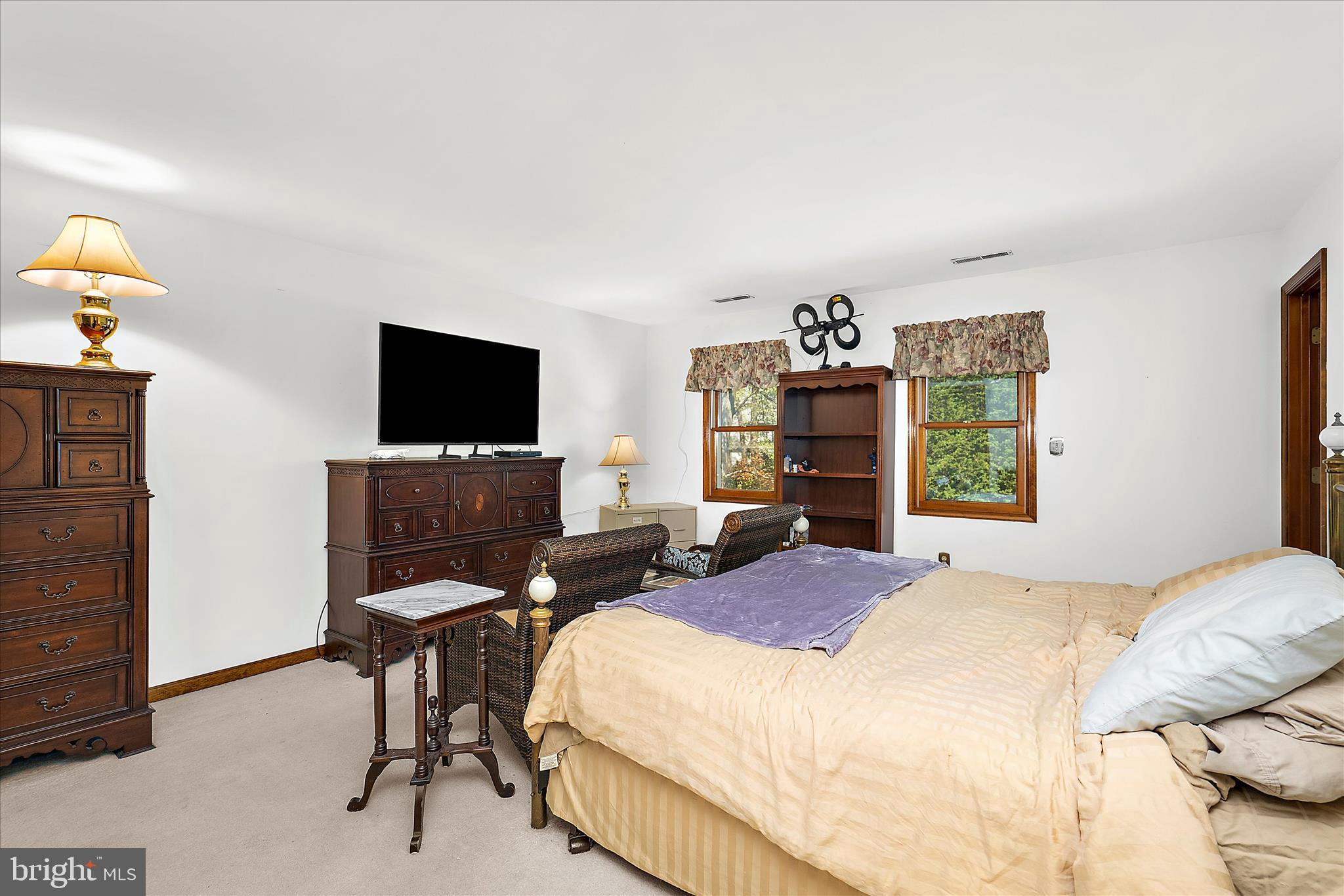 OAKS OF SEVERNA PARK - Residential