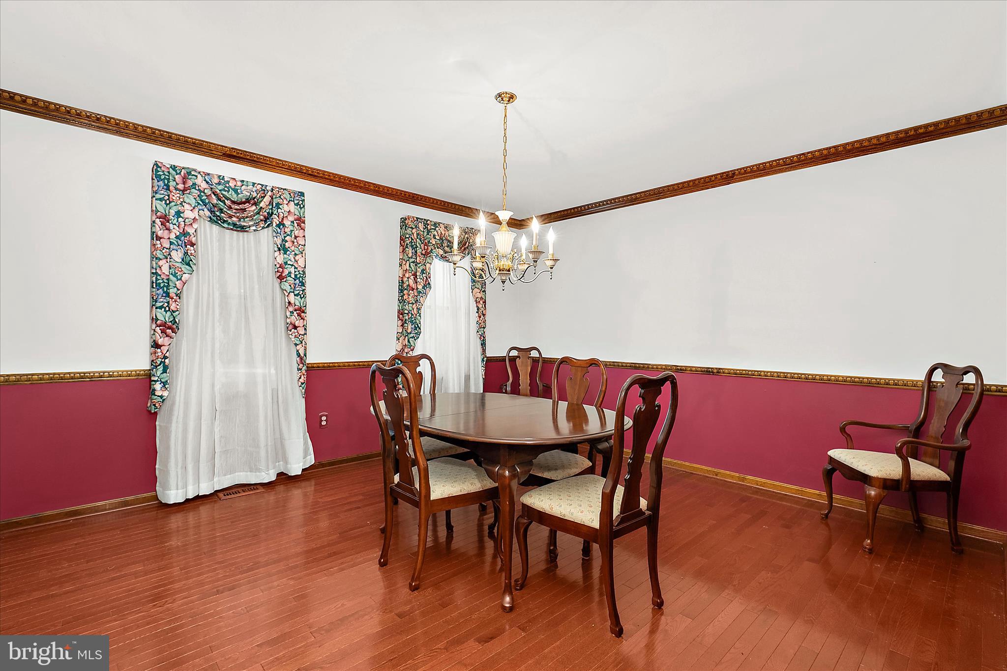 OAKS OF SEVERNA PARK - Residential