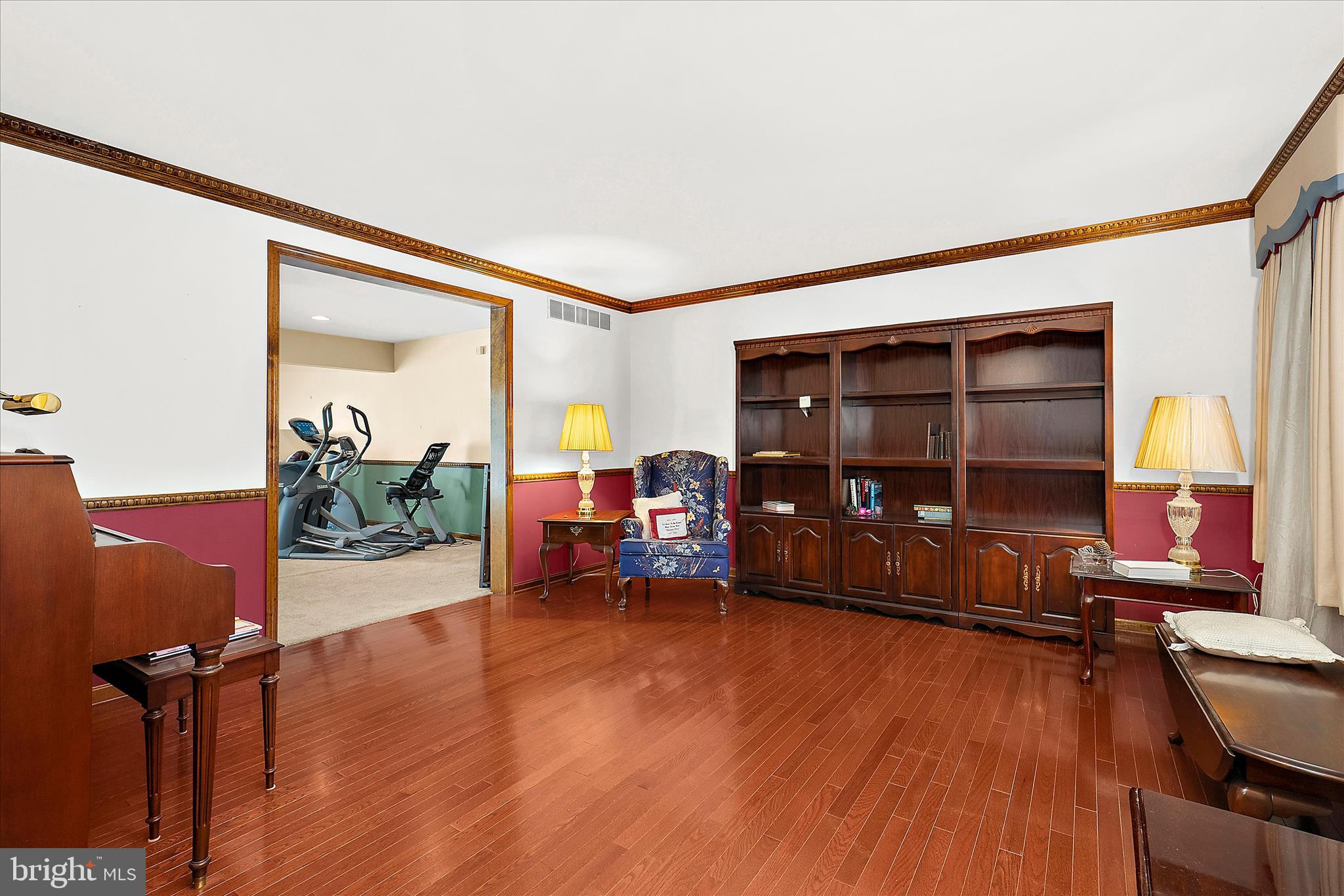 OAKS OF SEVERNA PARK - Residential