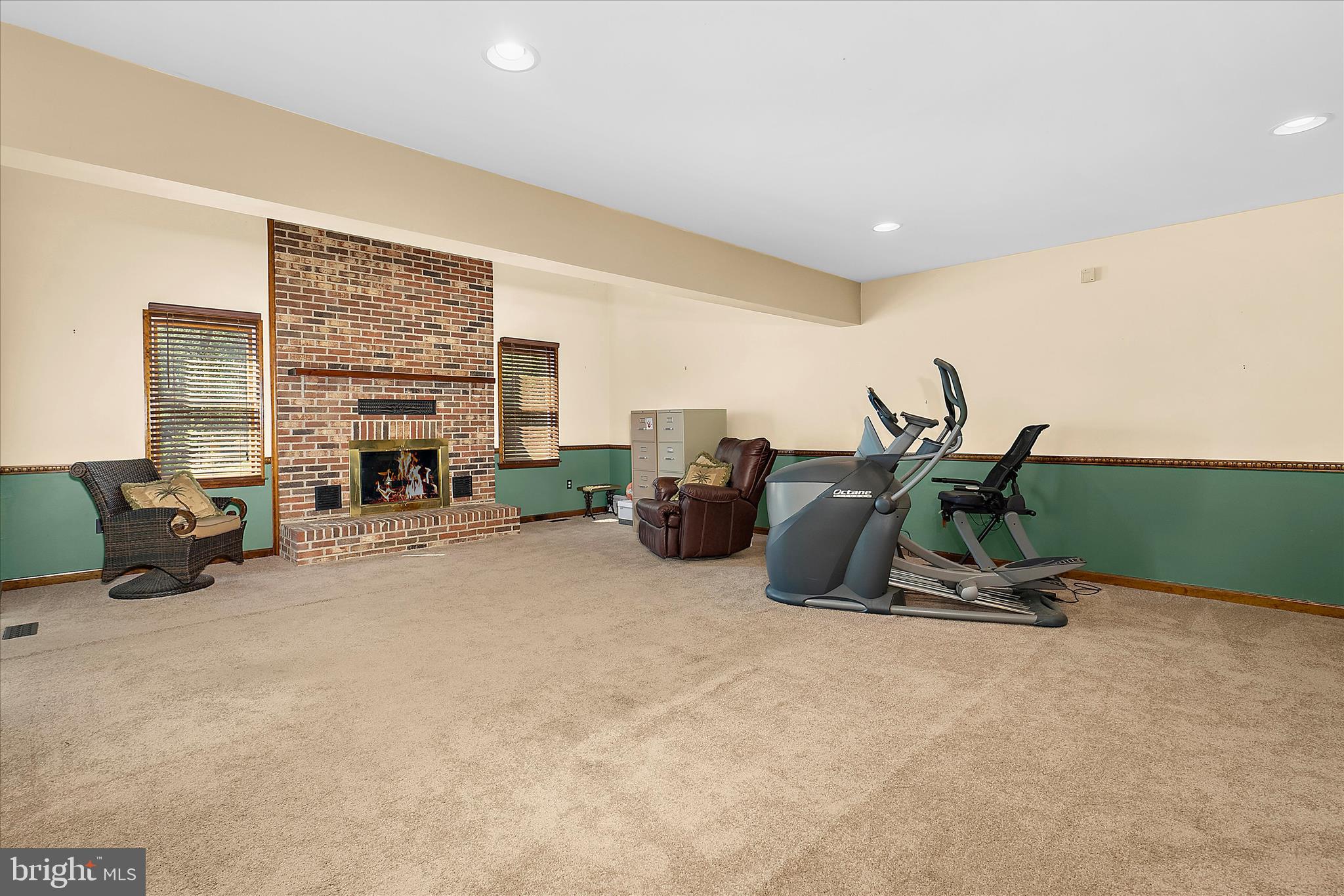 OAKS OF SEVERNA PARK - Residential