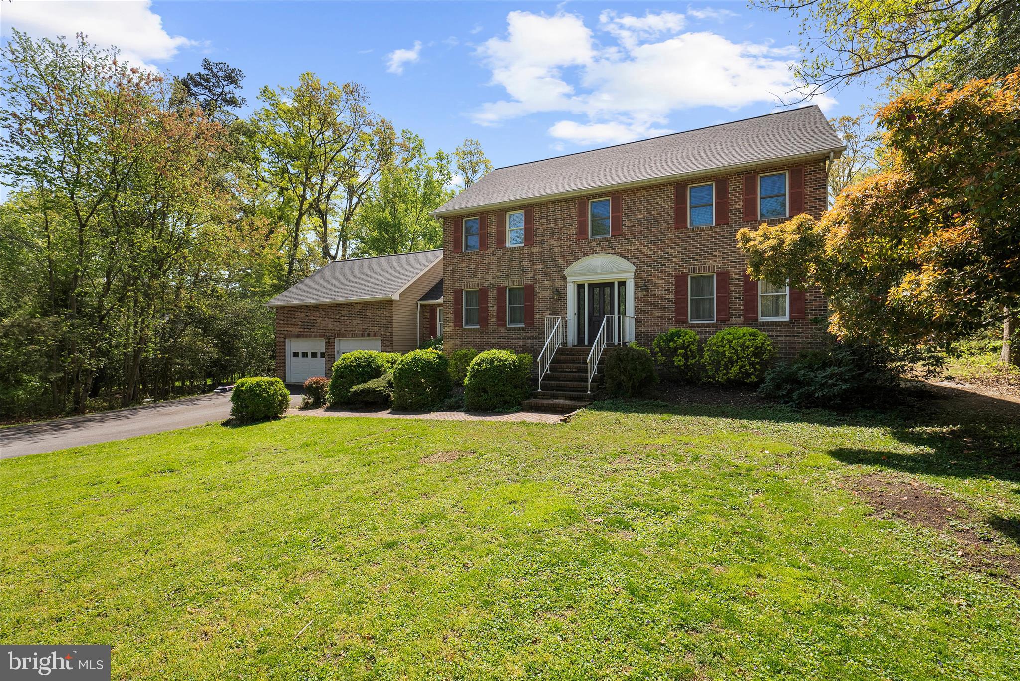 OAKS OF SEVERNA PARK - Residential