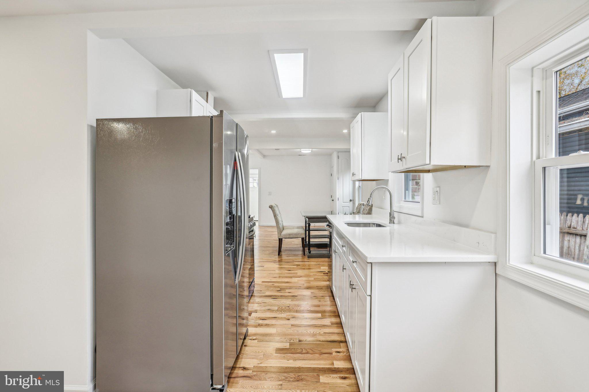 COLMAR MANOR - Residential