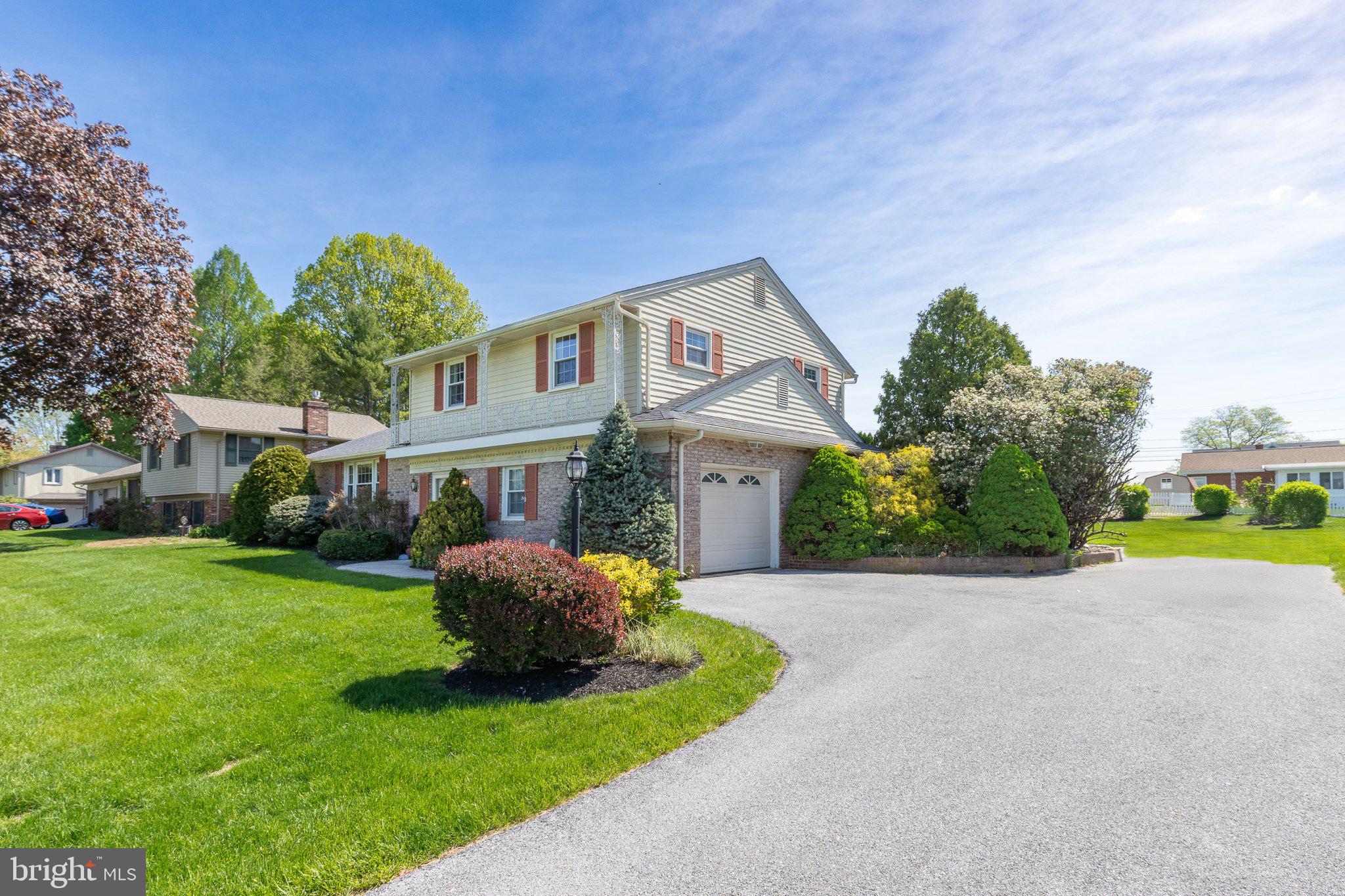 MILL CREEK ESTATES - Residential