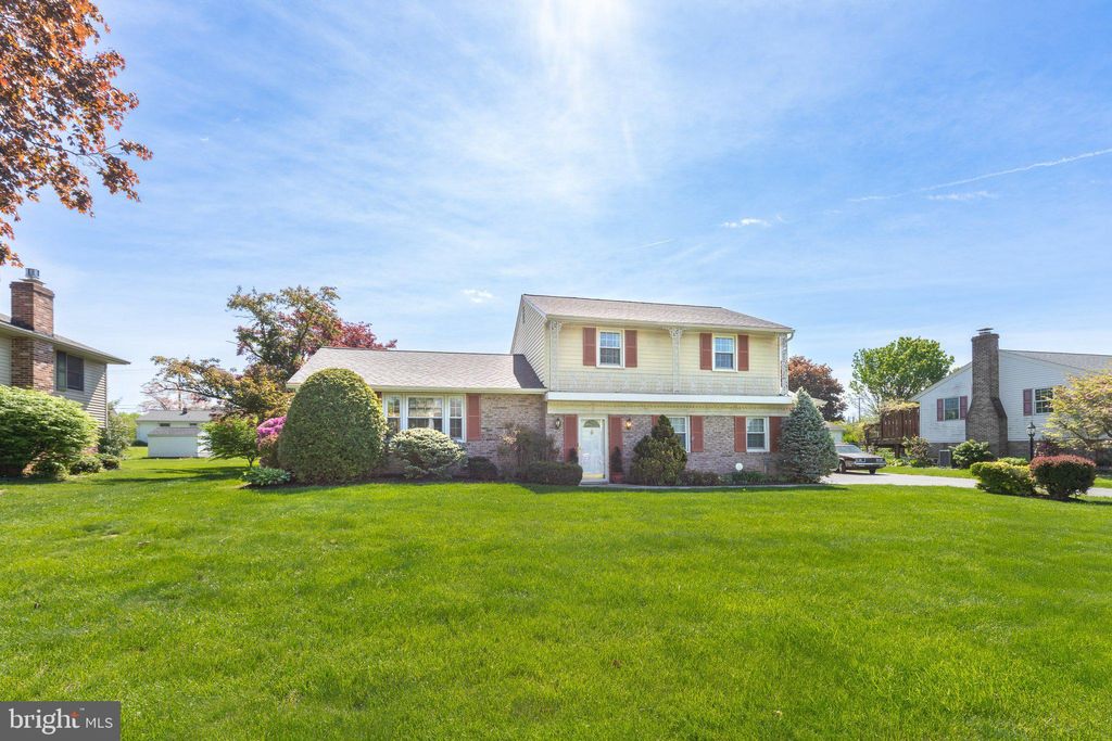 Photo of 779 Eastside Drive, LANDISVILLE, PA 17538 (MLS # PALA2068864)