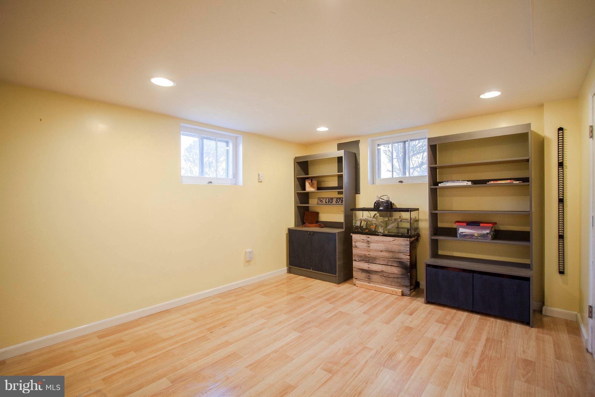 HARFORD FARMS - Residential