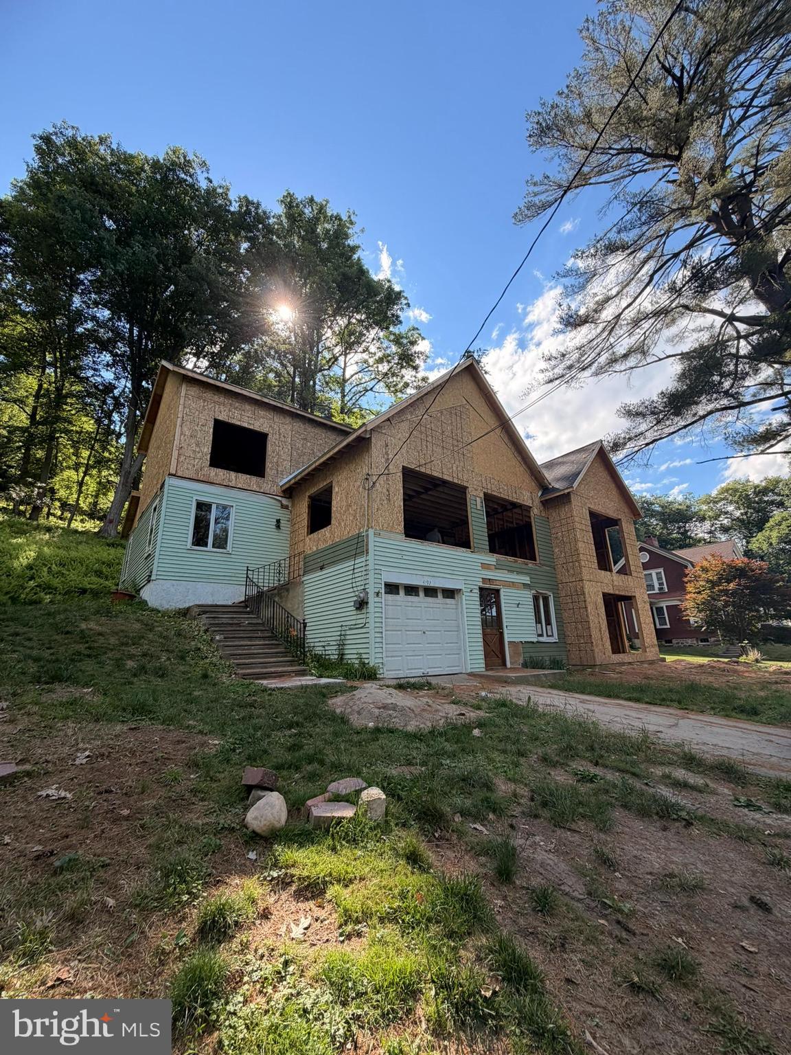 4192 RIVER ROAD