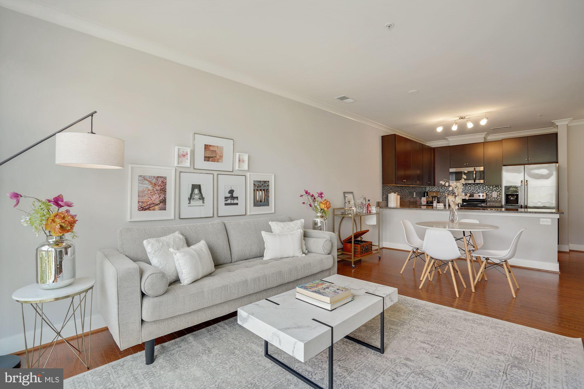 OLD TOWN COMMONS - Residential