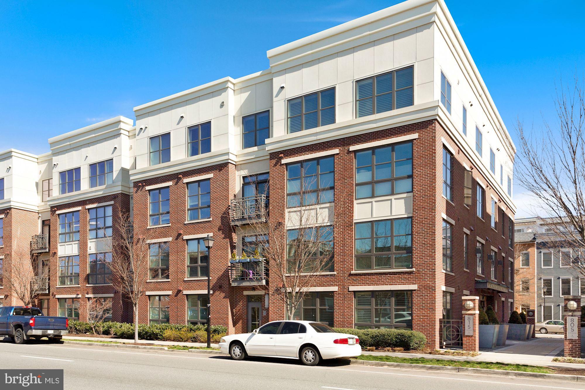 OLD TOWN COMMONS - Residential