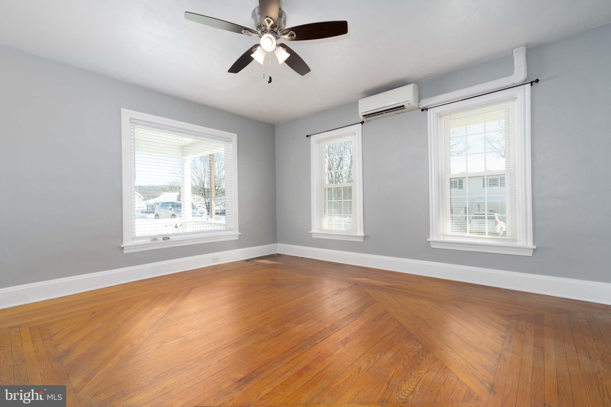 NEW BLOOMFIELD - Residential