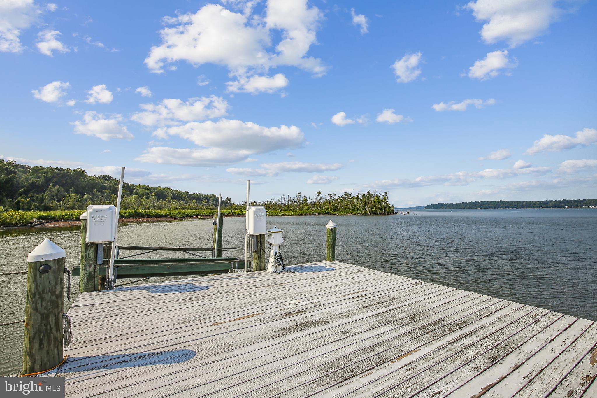 ARCTURUS ON THE POTOMAC - Residential