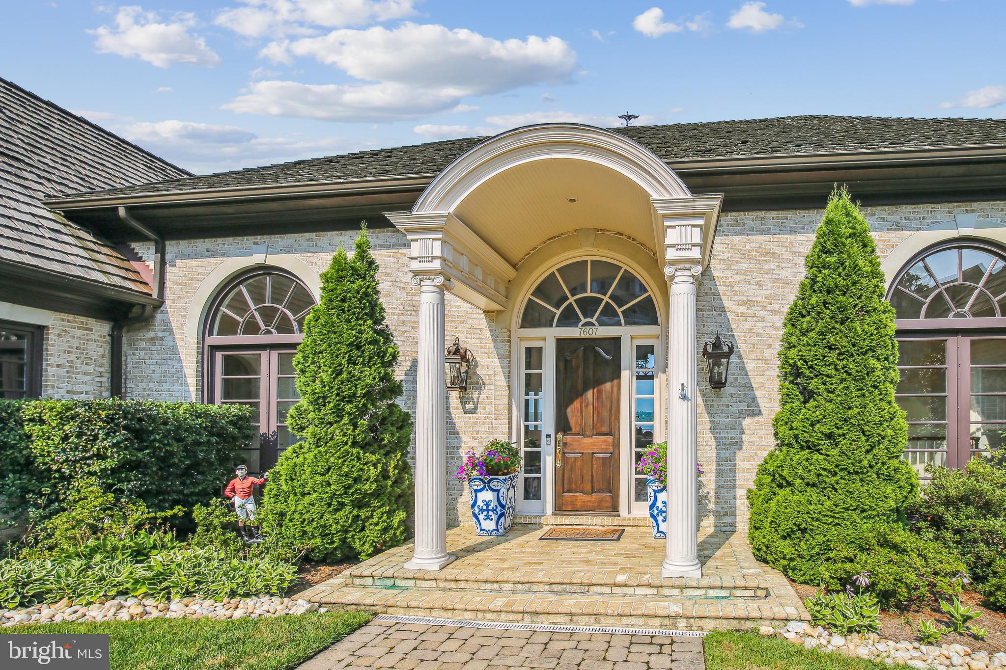 ARCTURUS ON THE POTOMAC - Residential