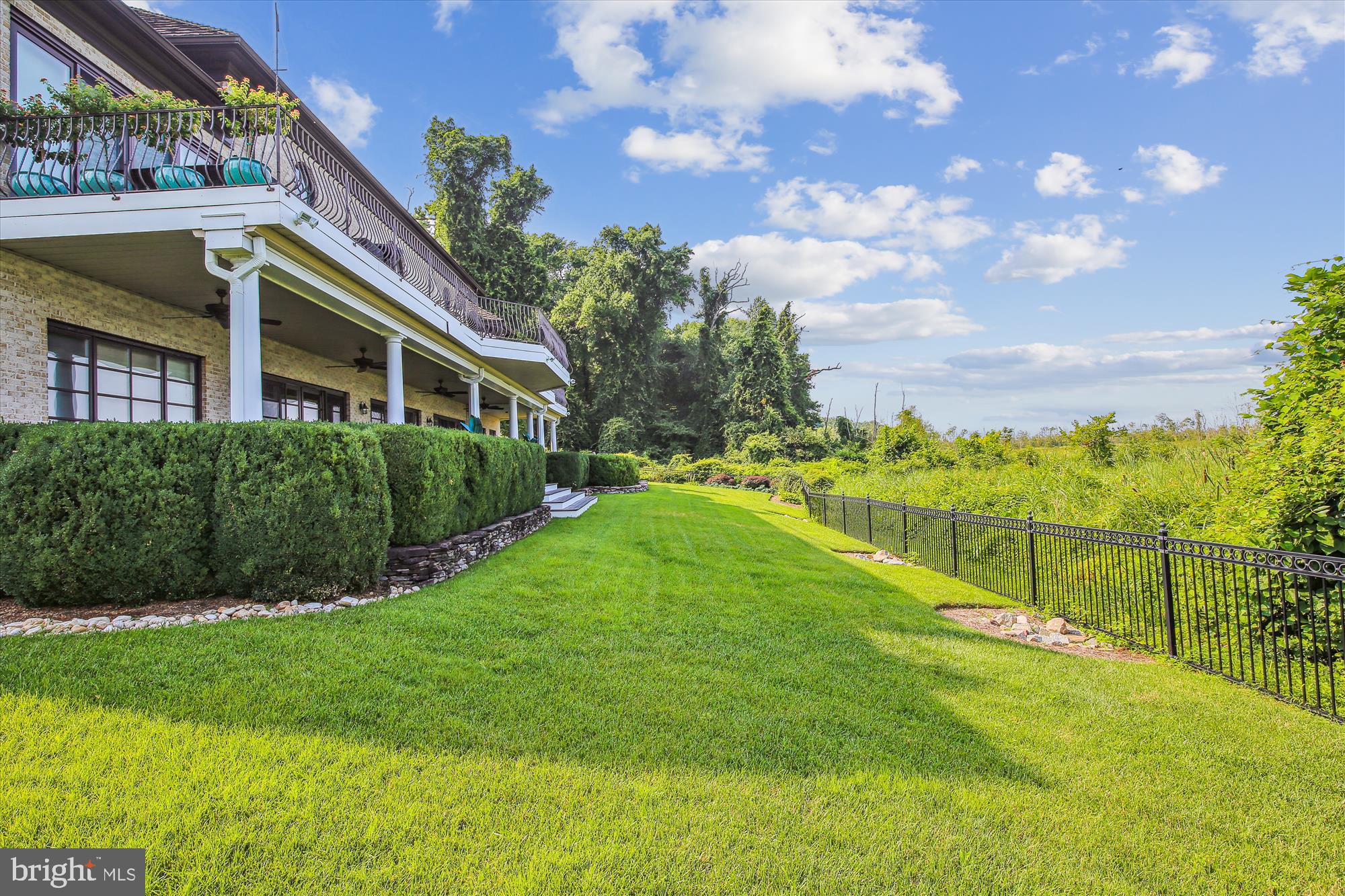 ARCTURUS ON THE POTOMAC - Residential